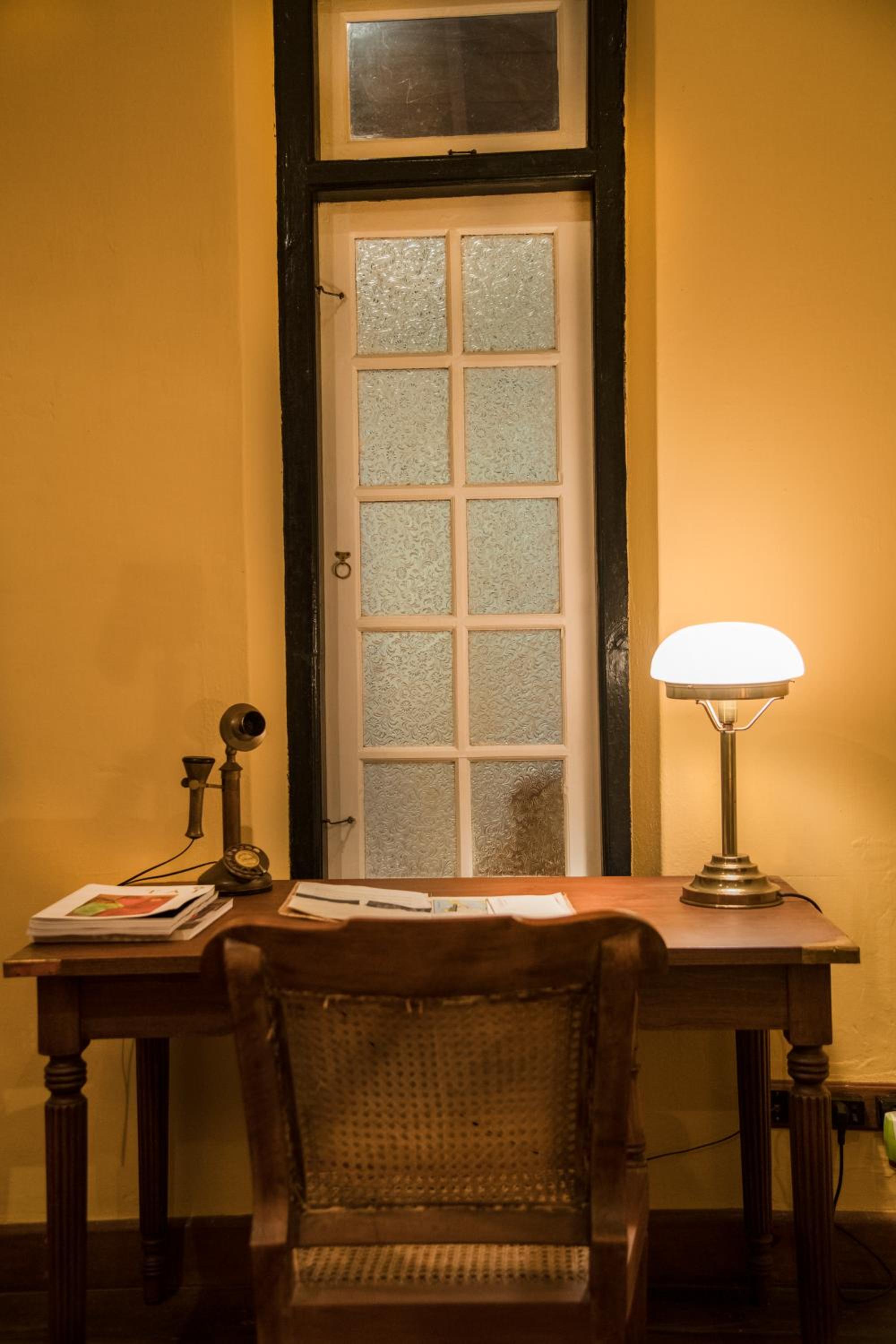 Suite - Photo 1