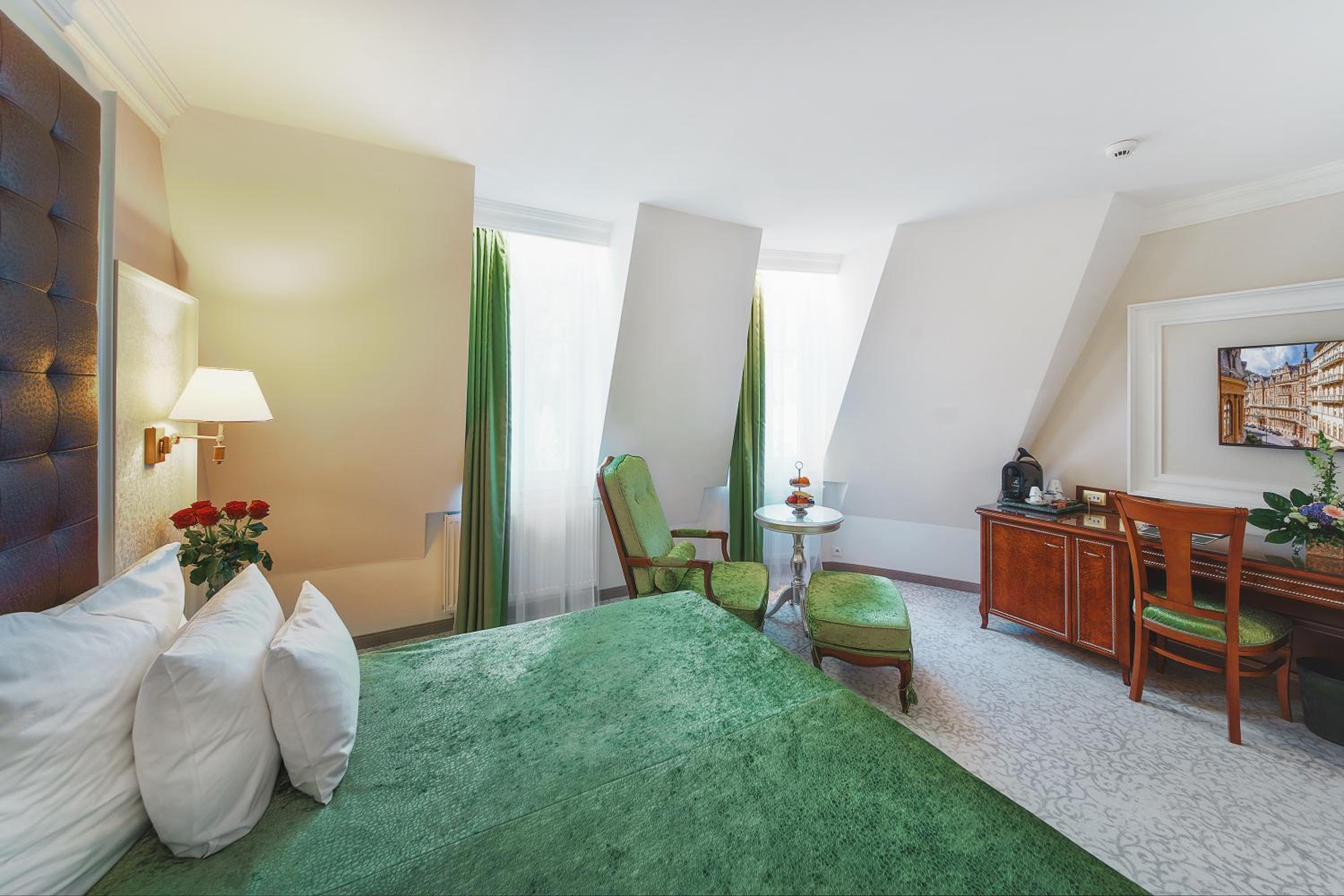 Comfort Double Room with Entry to Wellness - Photo 2