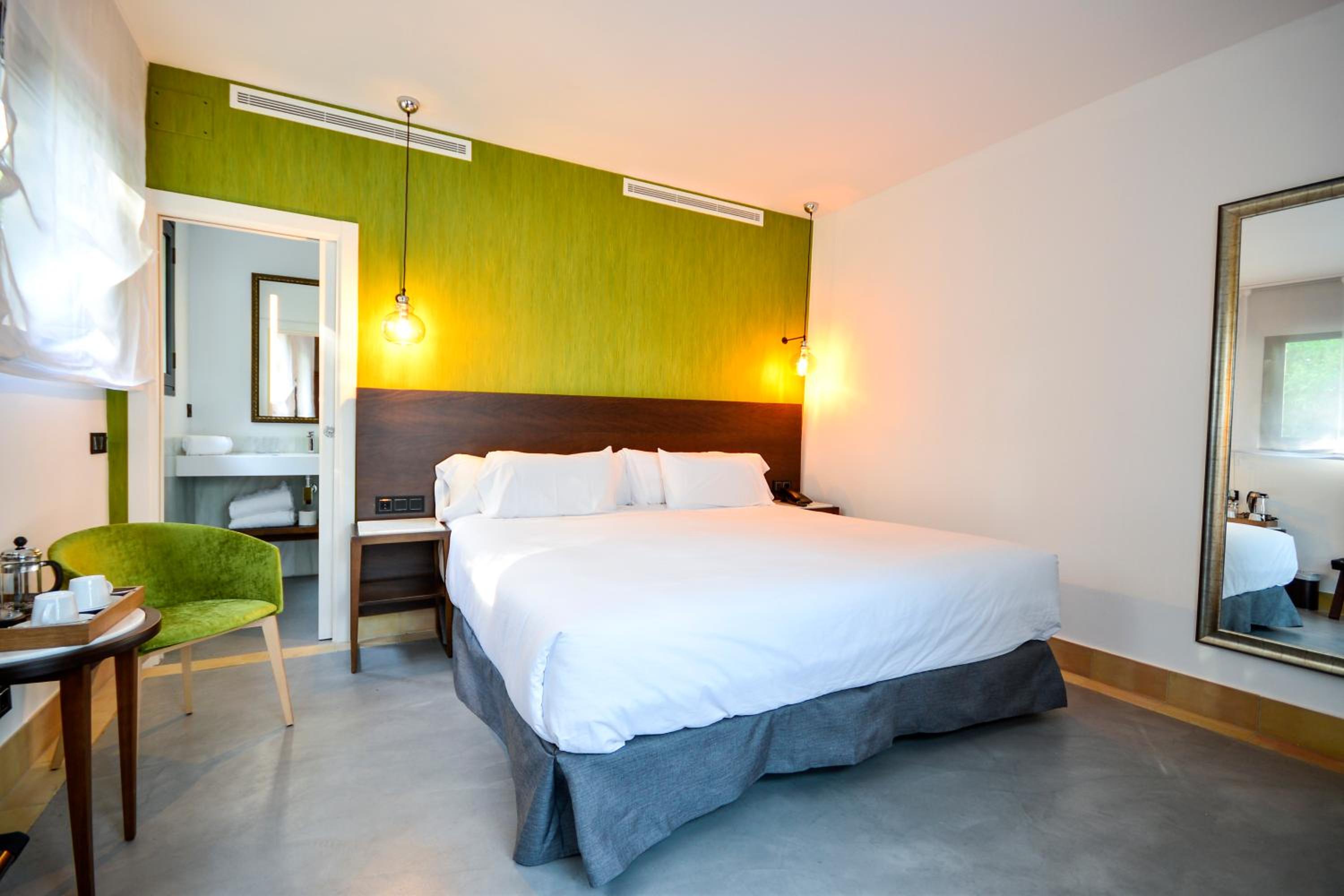 Royal Alcazar Premium con terraza y baño al aire libre