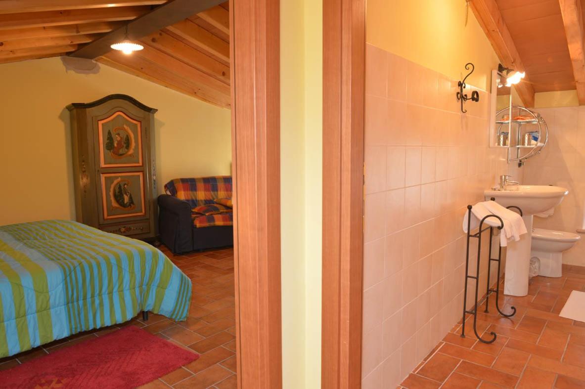 Double Room - Photo 2