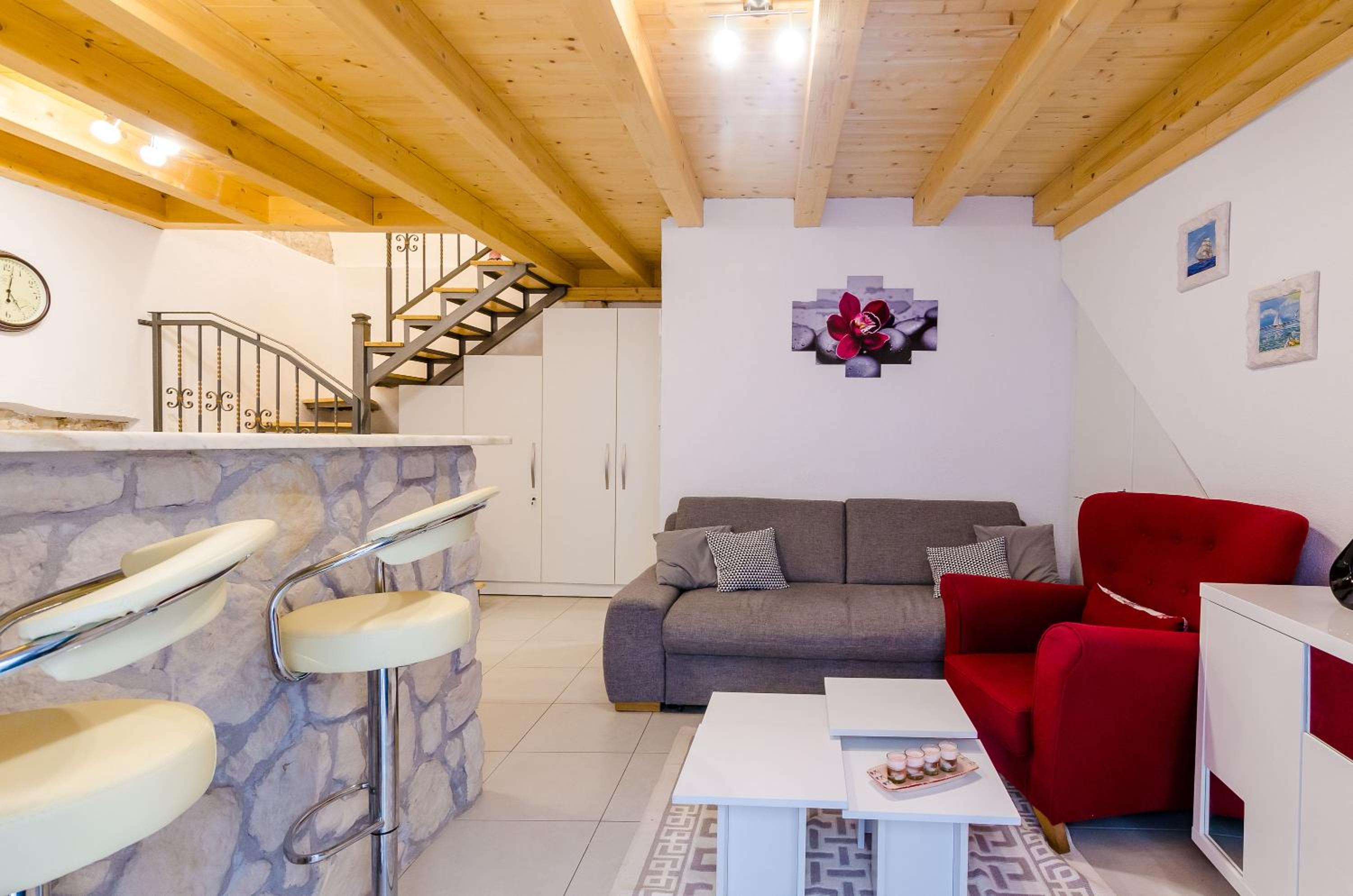 Two-Bedroom Apartment with City View