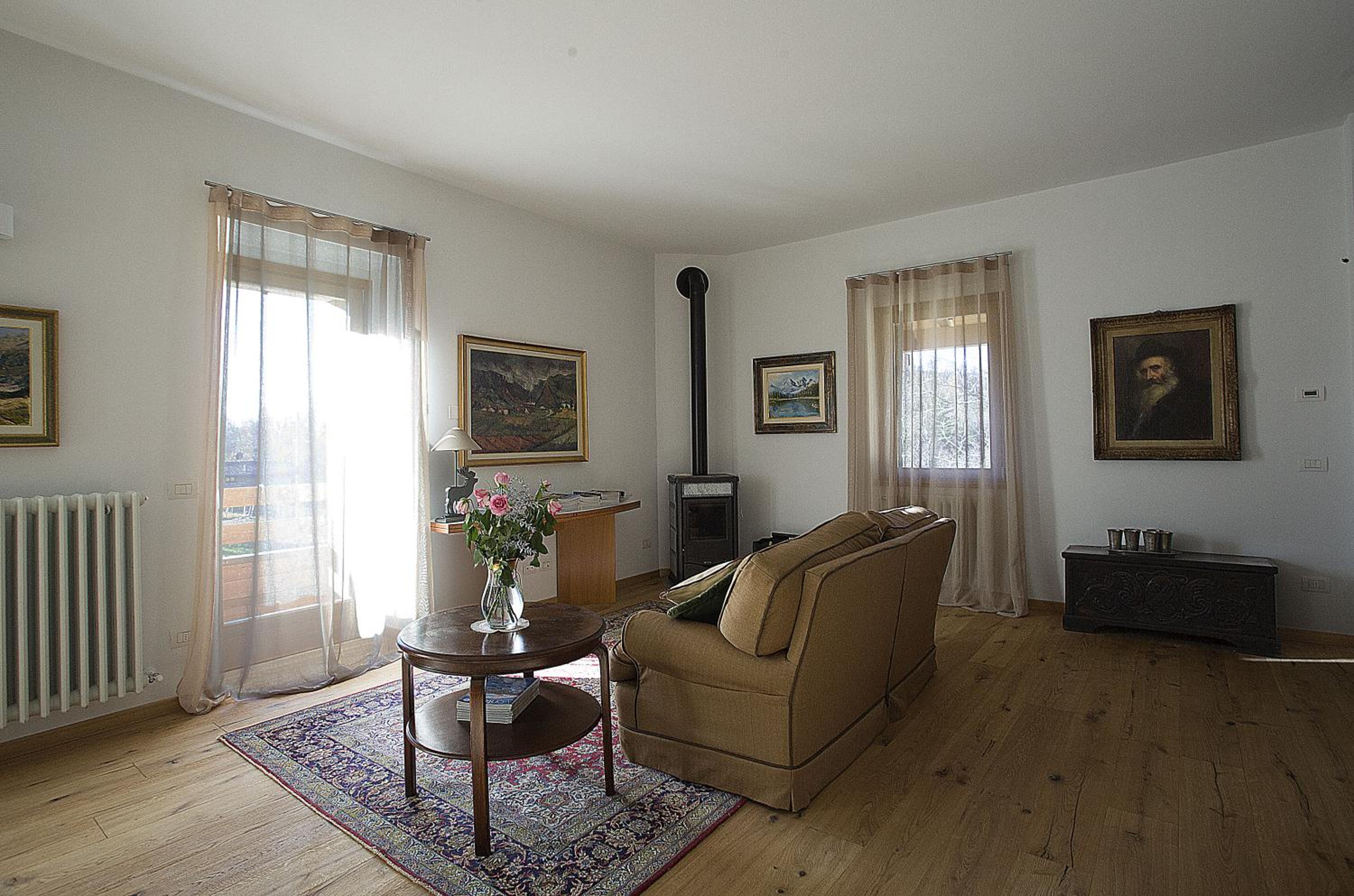 Large Single Room photo 1