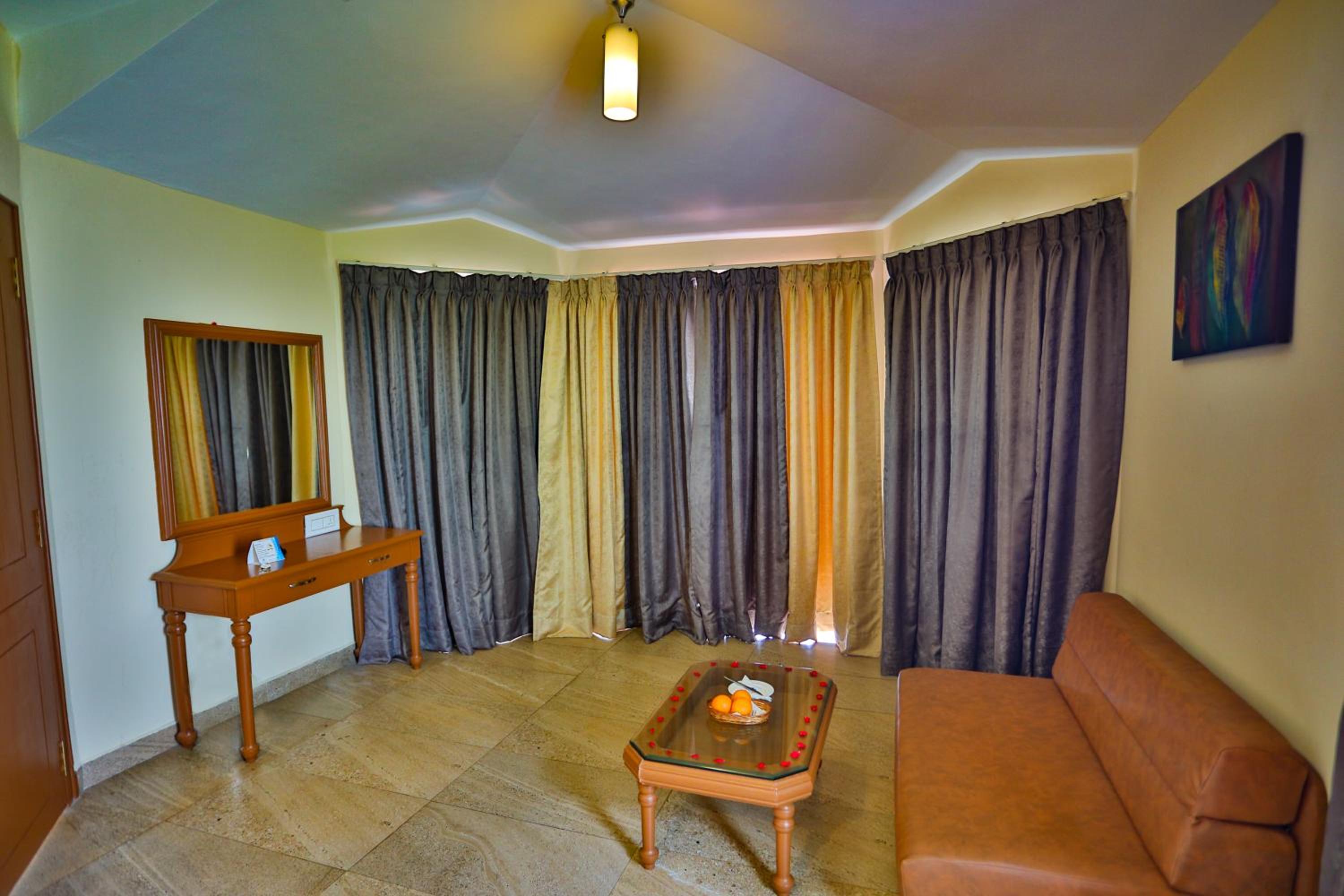 Executive Cottage - Photo 3