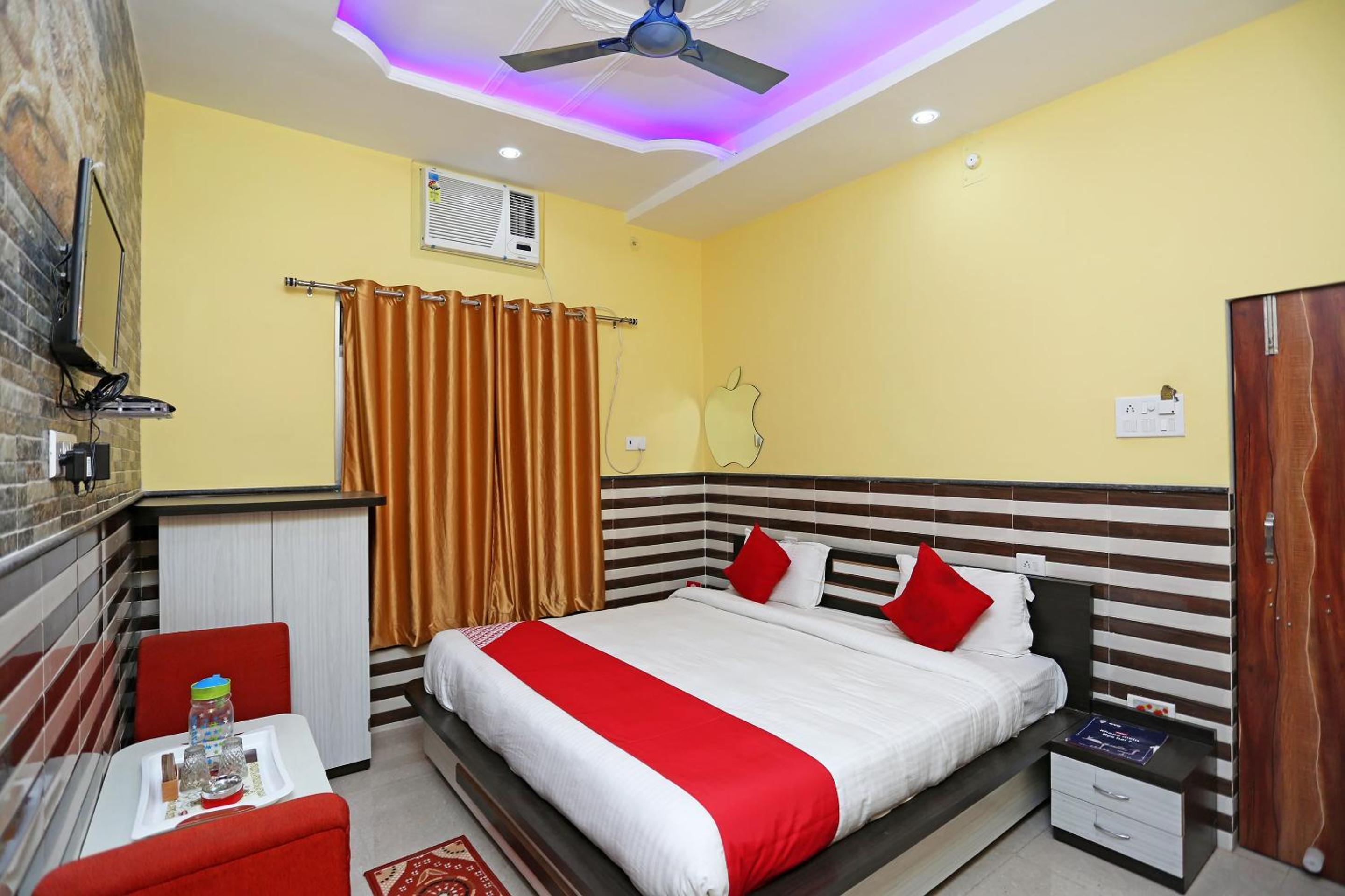 Standard Double Room - Photo 12