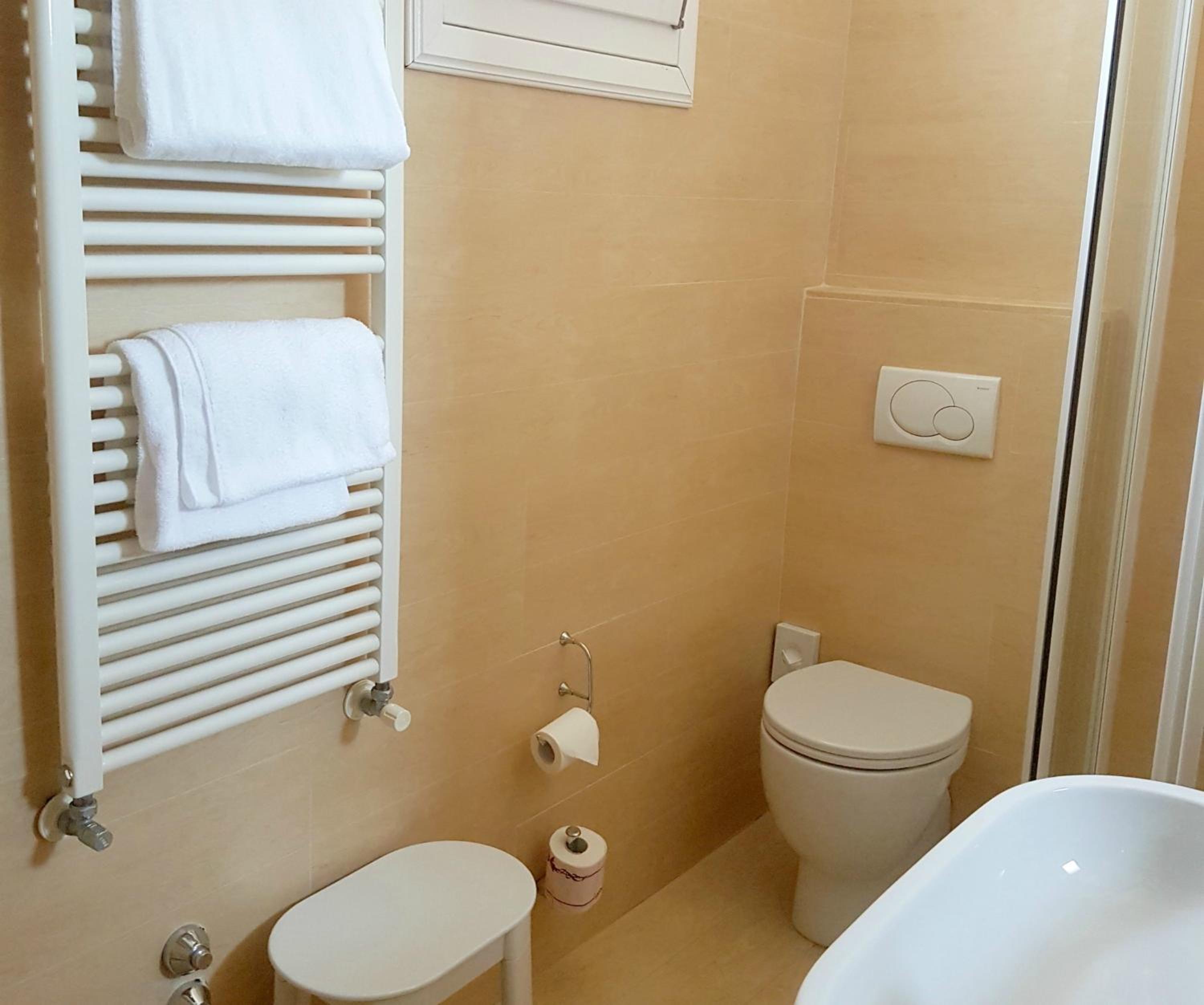 Comfort Single Room
