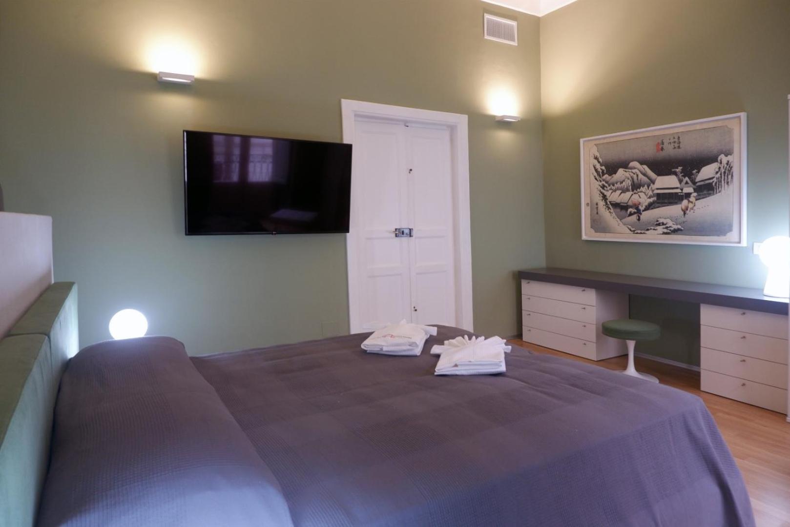 Large Double or Twin Room - Photo 14