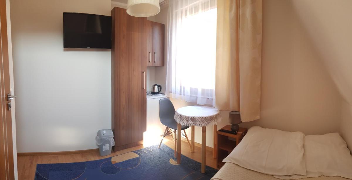 Single Room photo 2
