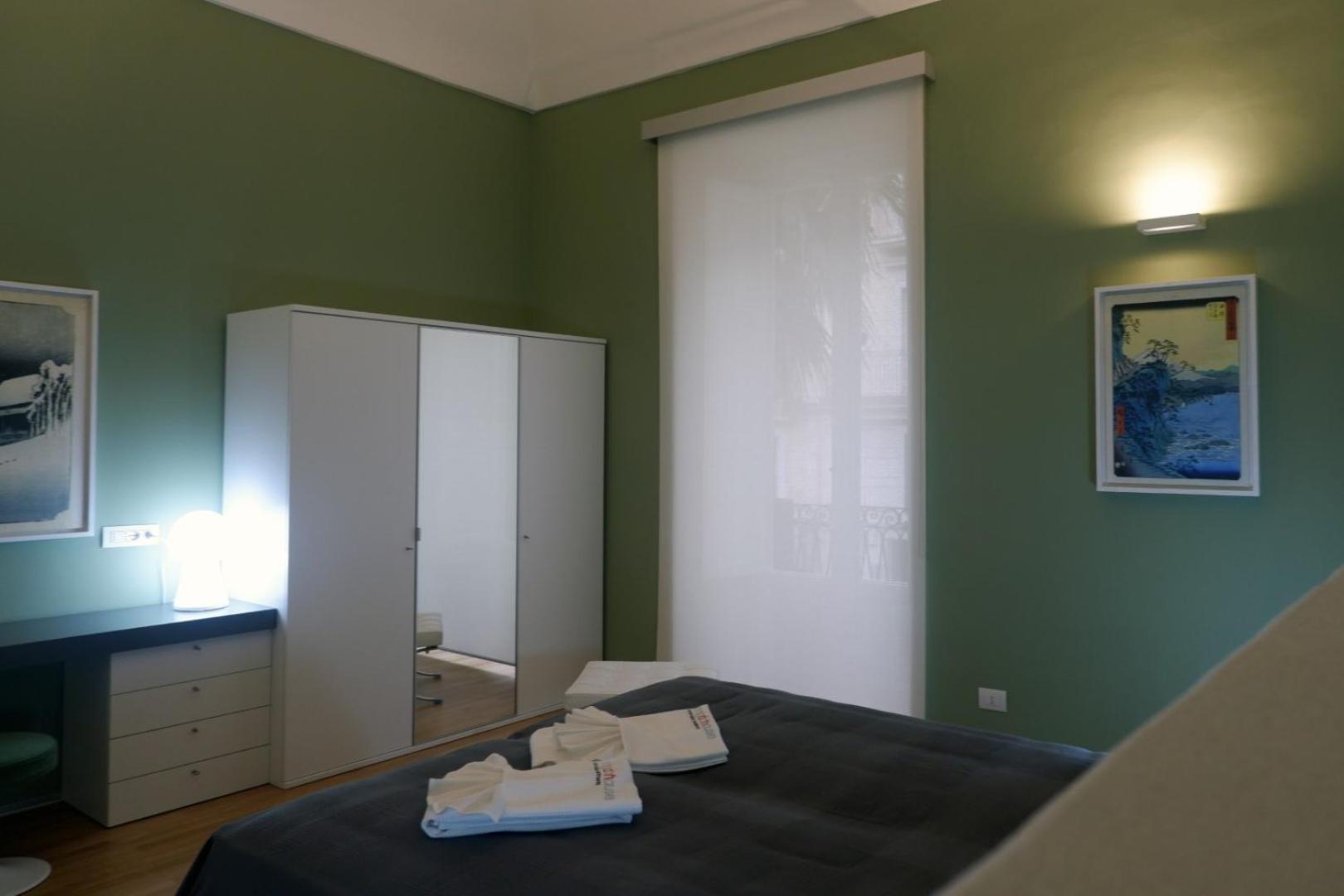 Large Double or Twin Room - Photo 9