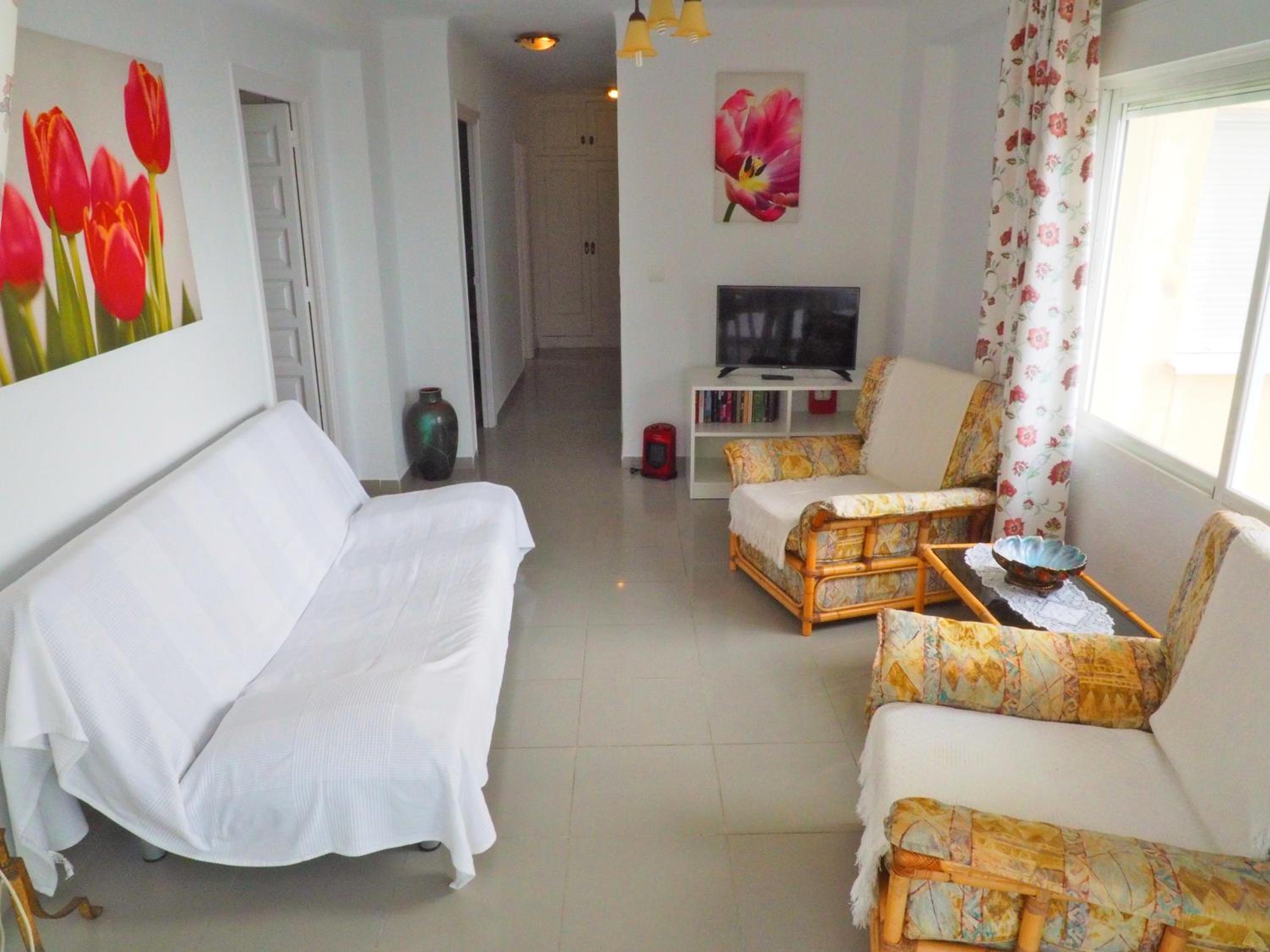 Two-Bedroom Apartment (5 Adults) photo 2