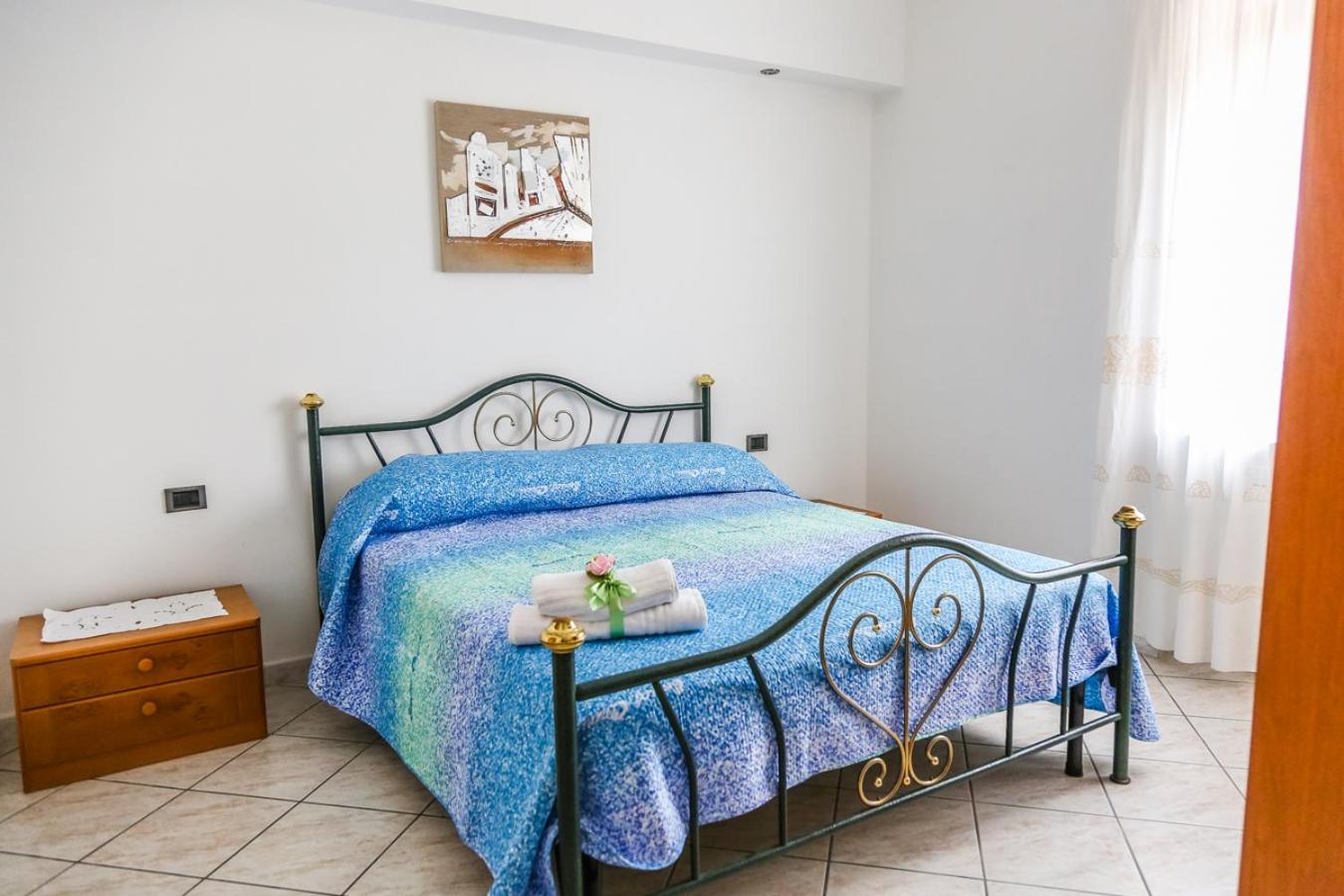 One-Bedroom Apartment - Photo 25