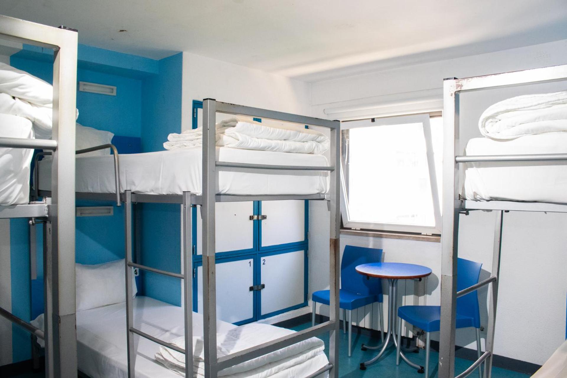 Bed in 6-Bed Female Dormitory Room photo 1