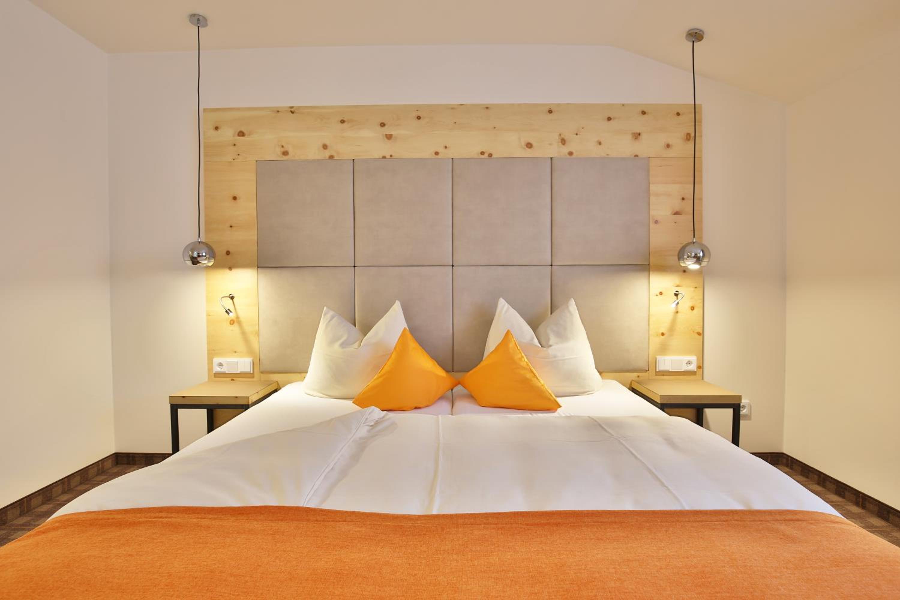 Double Room - Photo 2