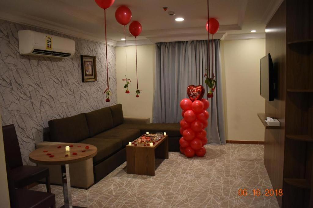 Suite photo 1