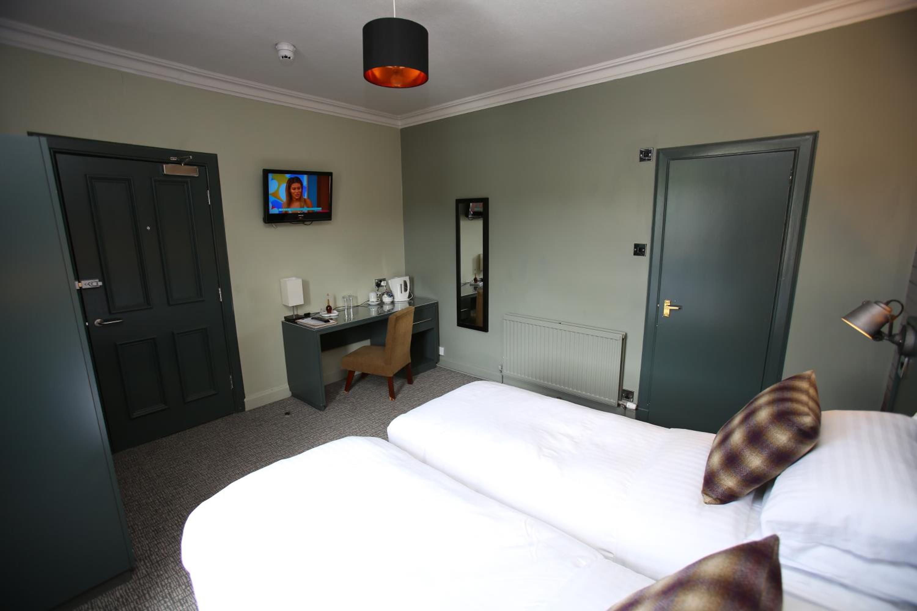 Deluxe Double or Twin Room photo 3