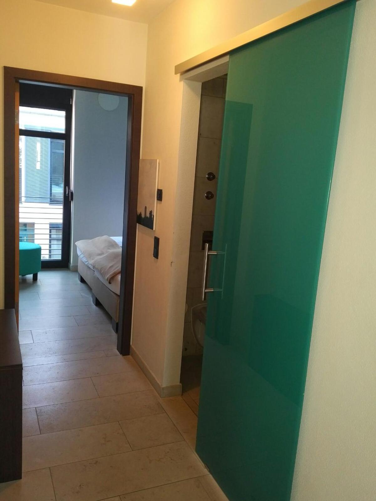Apartment photo 2