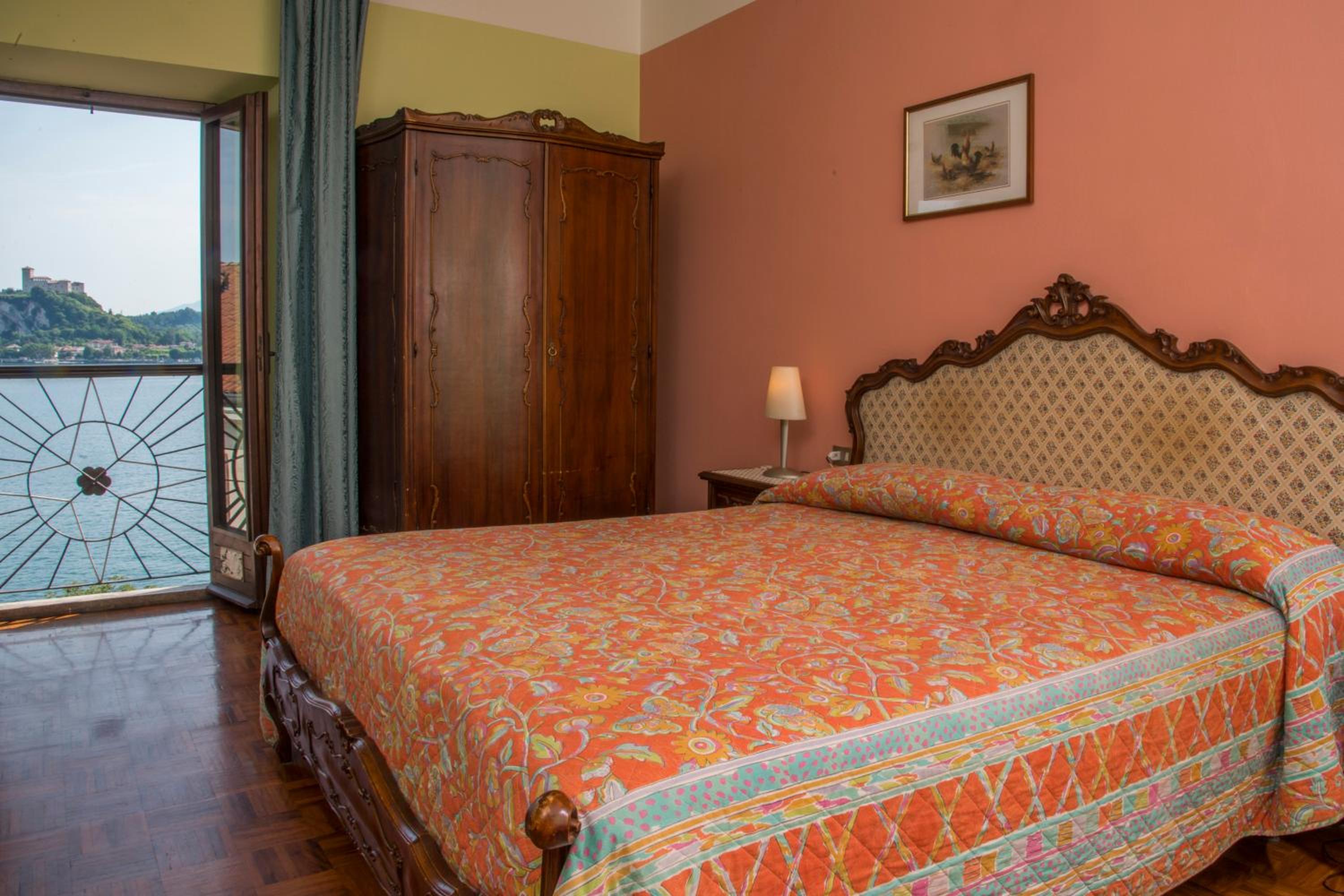 Double Room with Lake View photo 1
