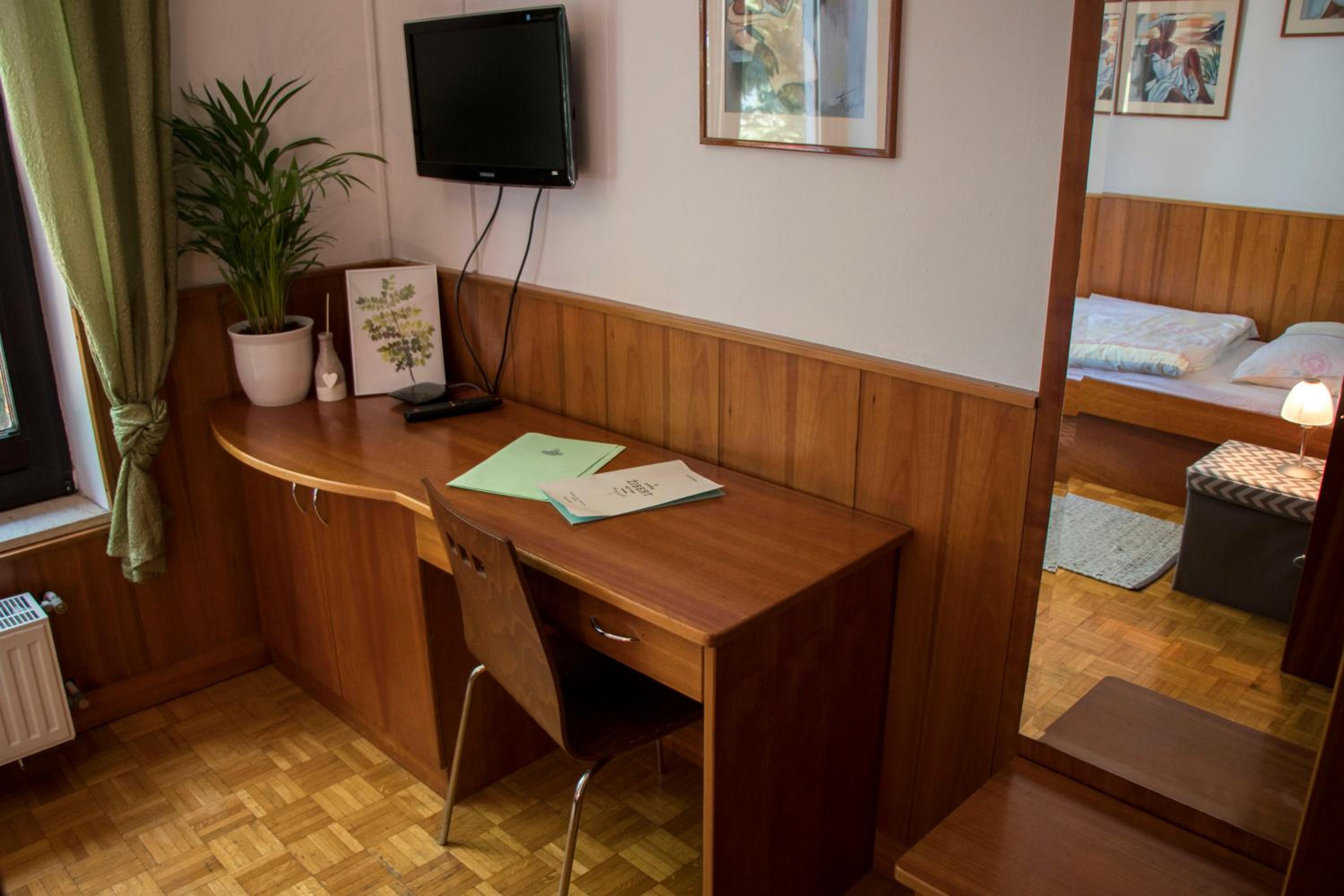 Single Room with Parking photo 2