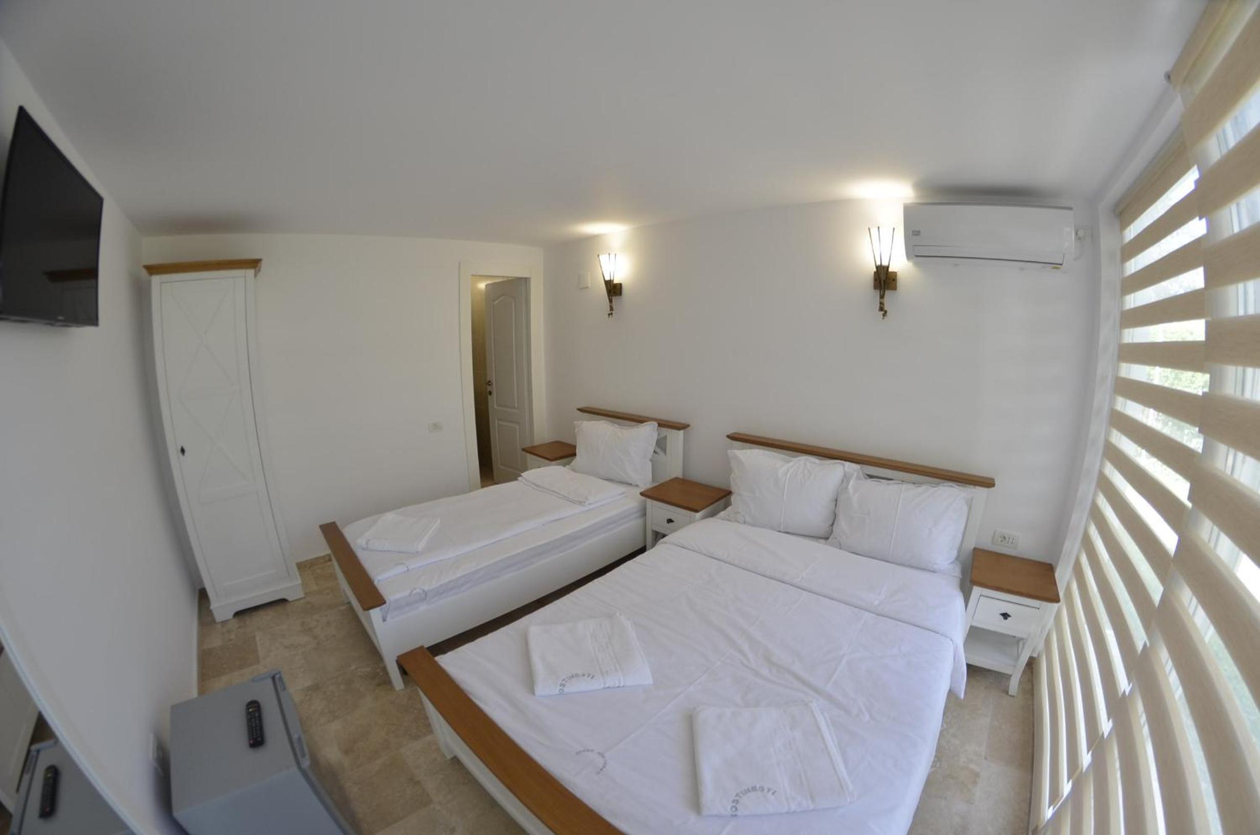 Deluxe Triple Room photo 1