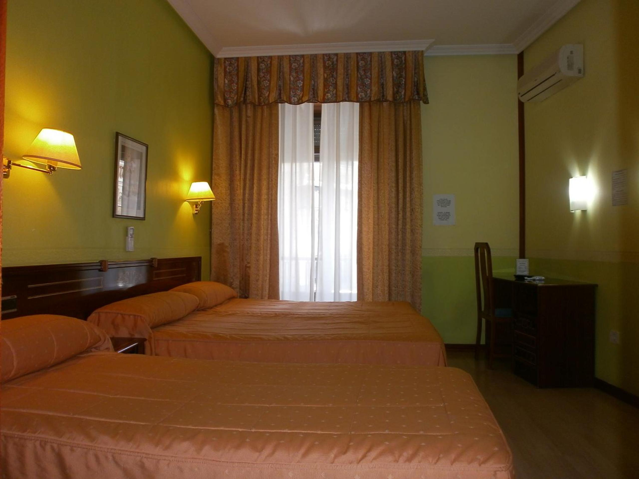 Triple Room photo 3