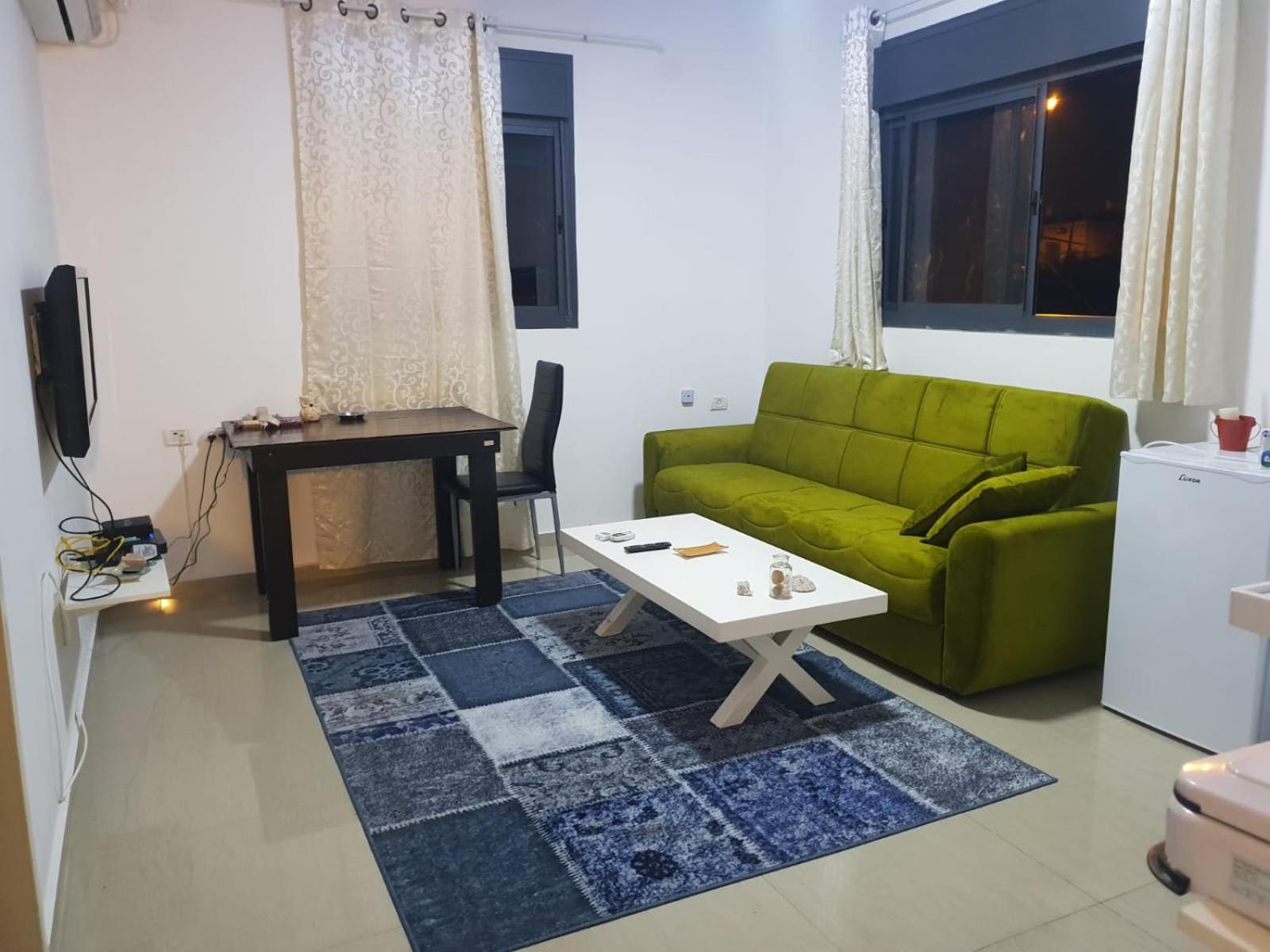 One-Bedroom Apartment - Photo 43