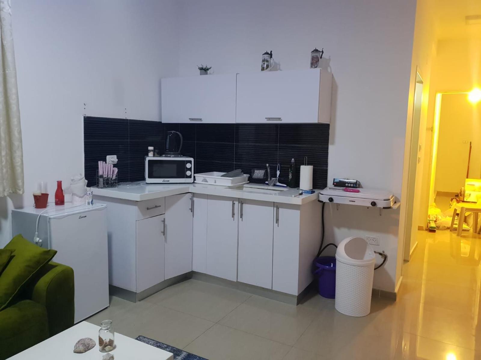 One-Bedroom Apartment - Photo 77
