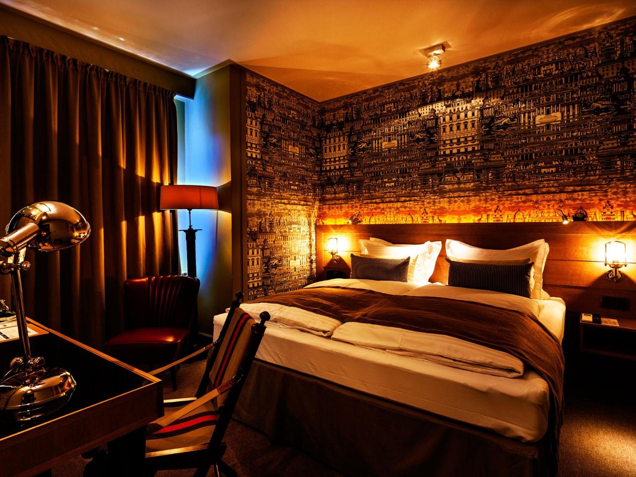 Deluxe Double or Twin Room - Photo 12