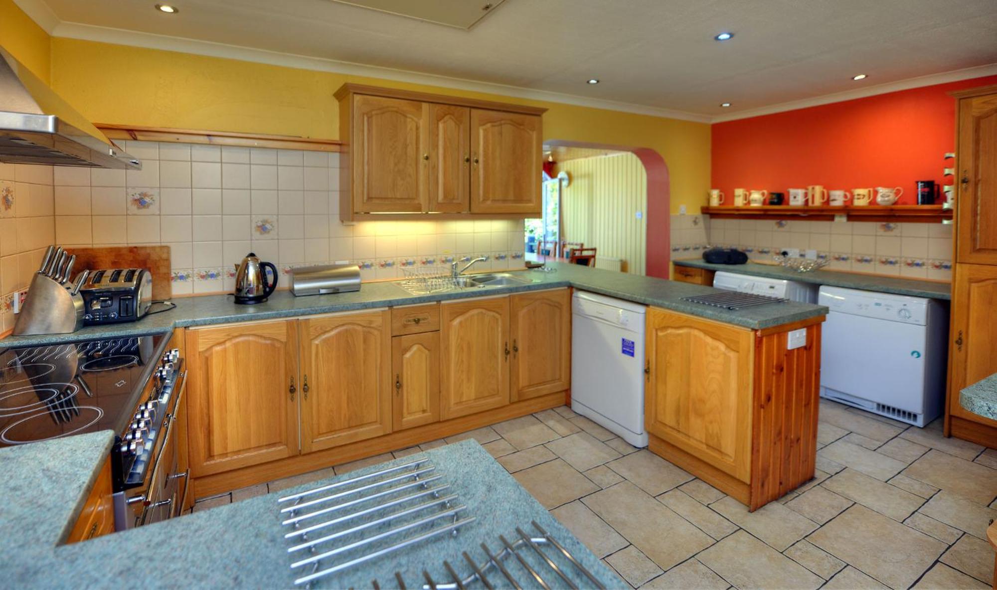 Three-Bedroom House photo 2