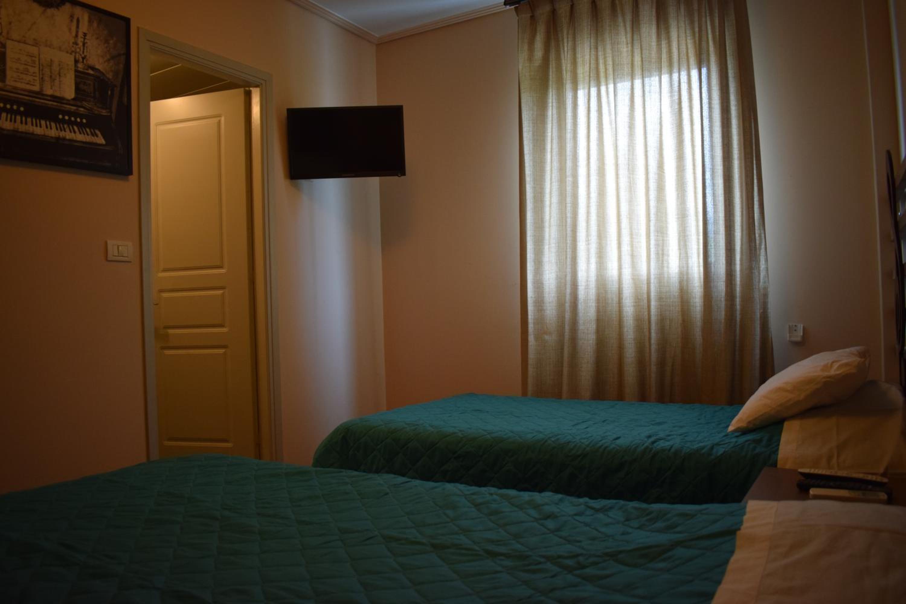 Budget Twin Room photo 1