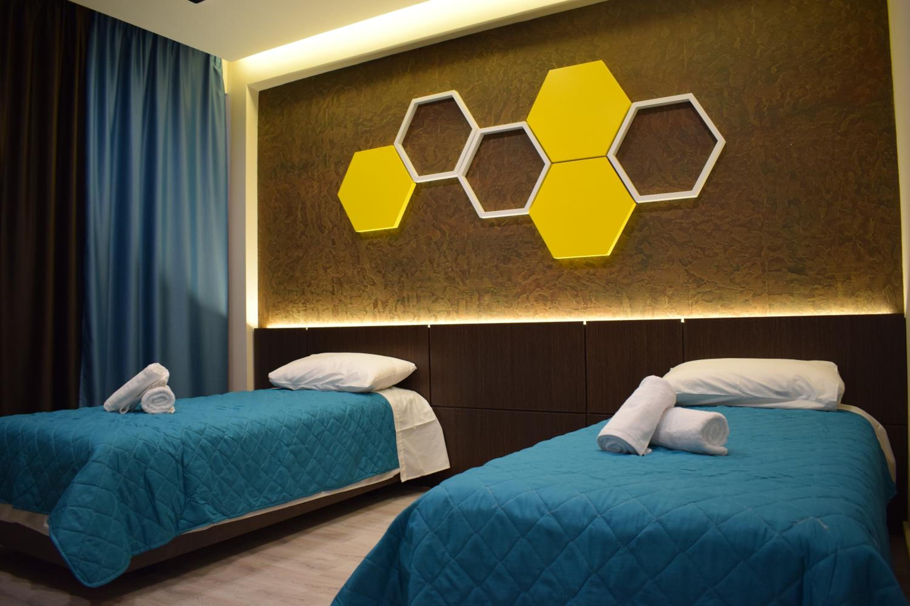 Standard Twin Room photo 2