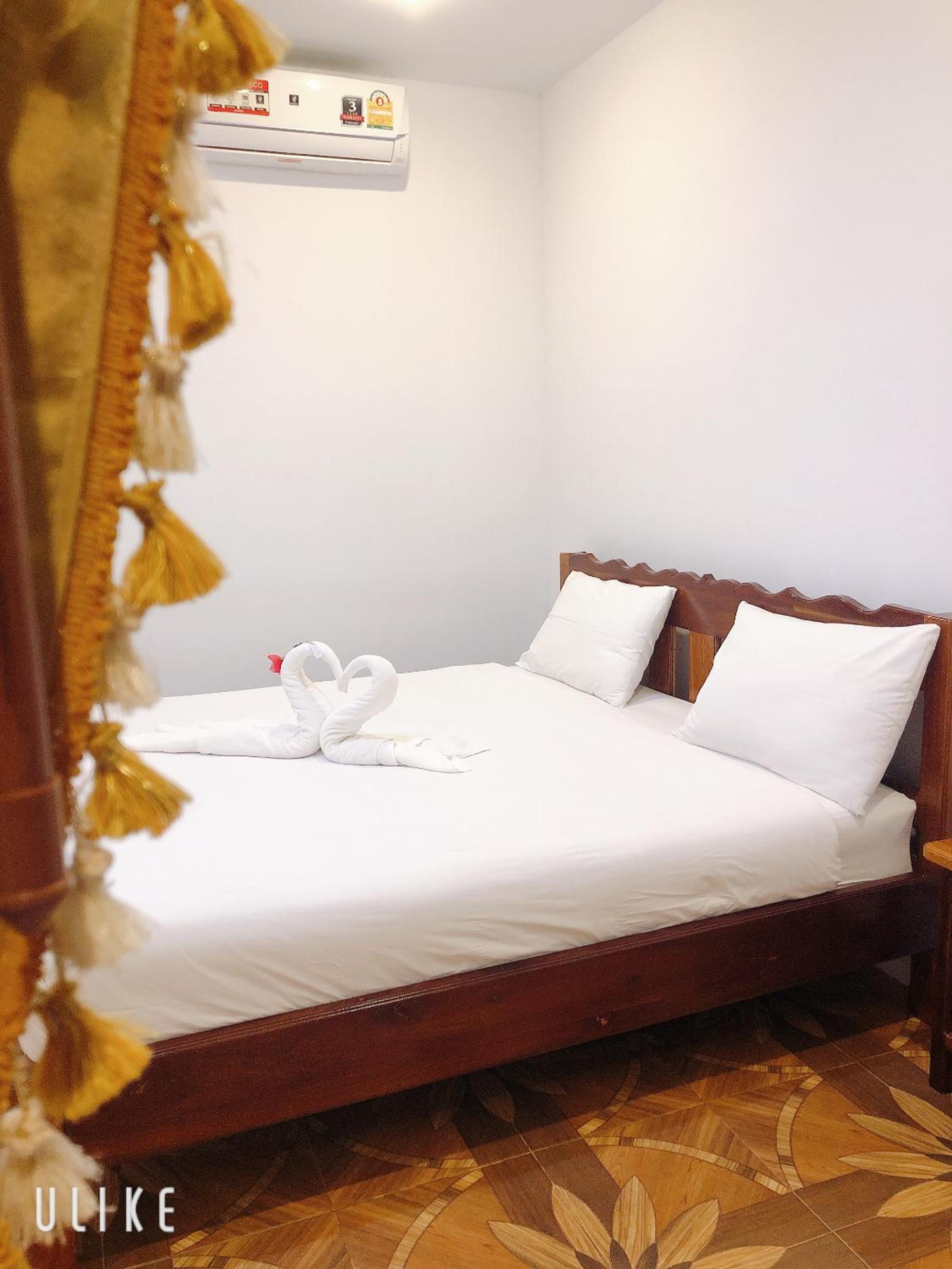 Deluxe Room - Photo 1