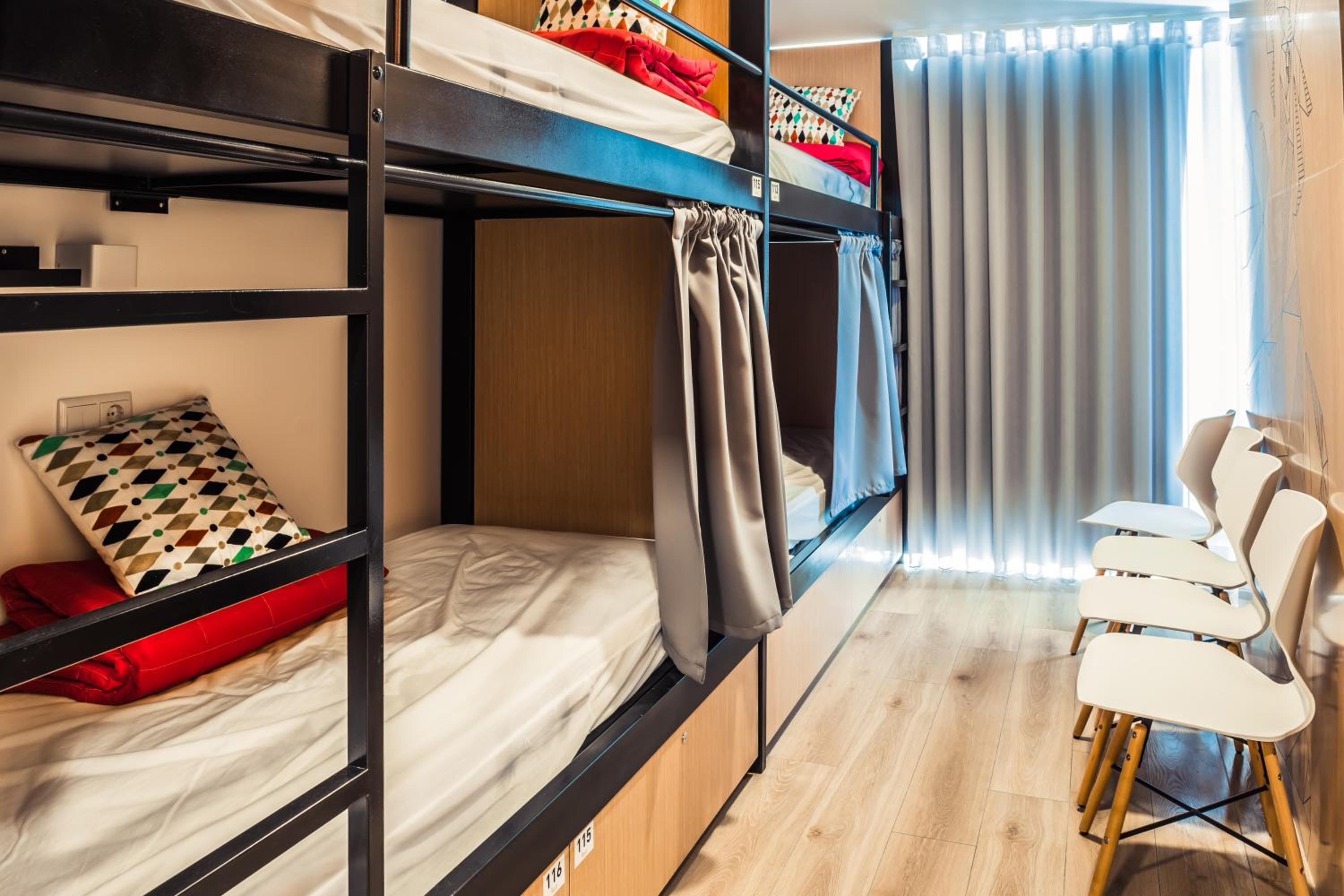 Bunk Bed in Female Dormitory Room   photo 3