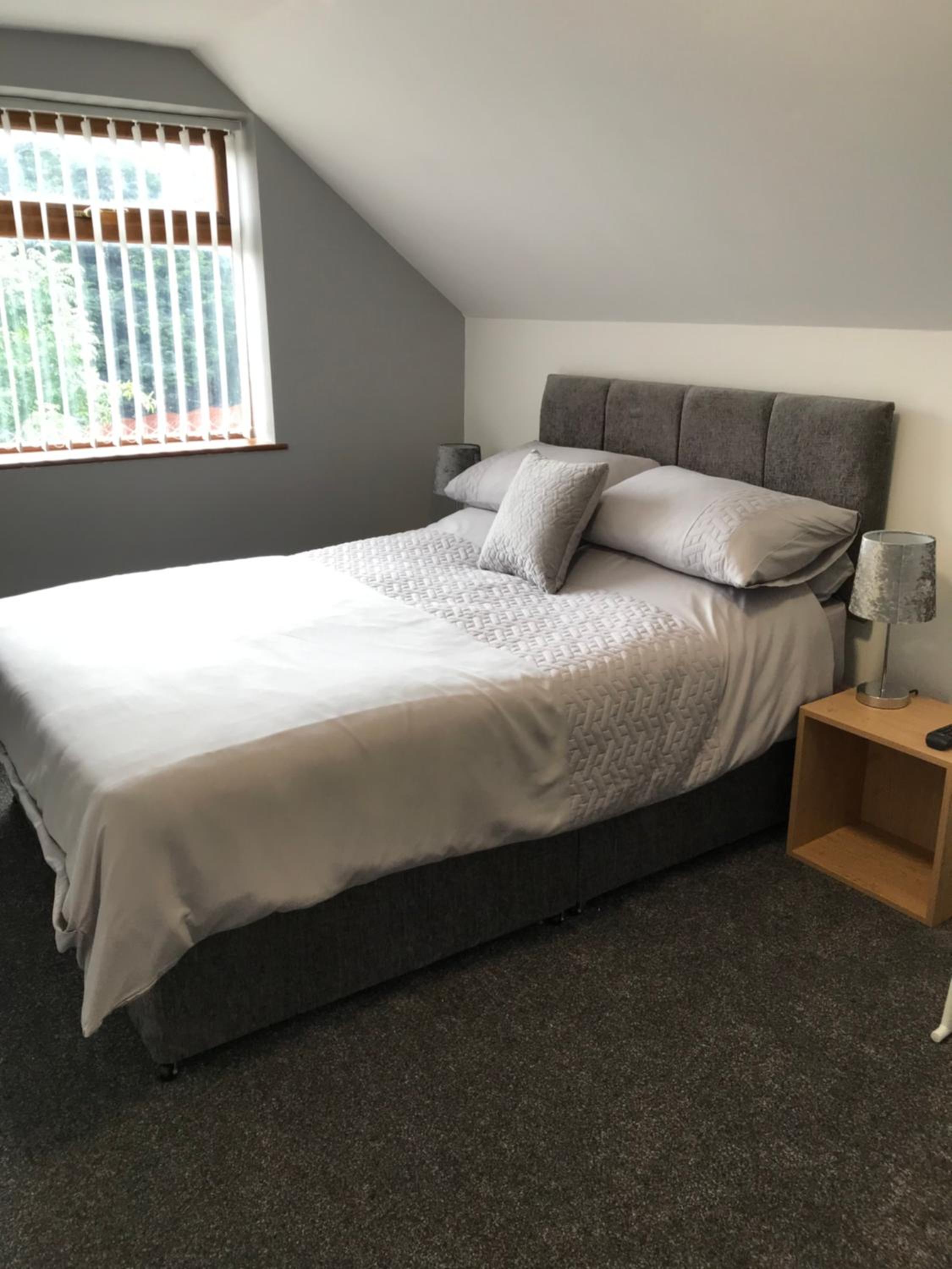 Double Room - Photo 11