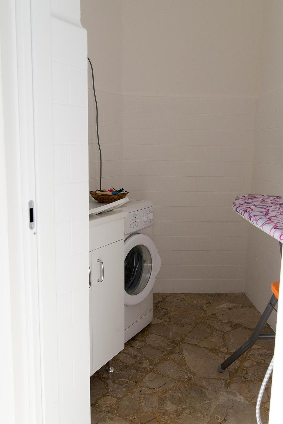 One-Bedroom Apartment - Photo 10
