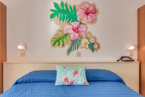 Double Room with Partial Sea View photo 2