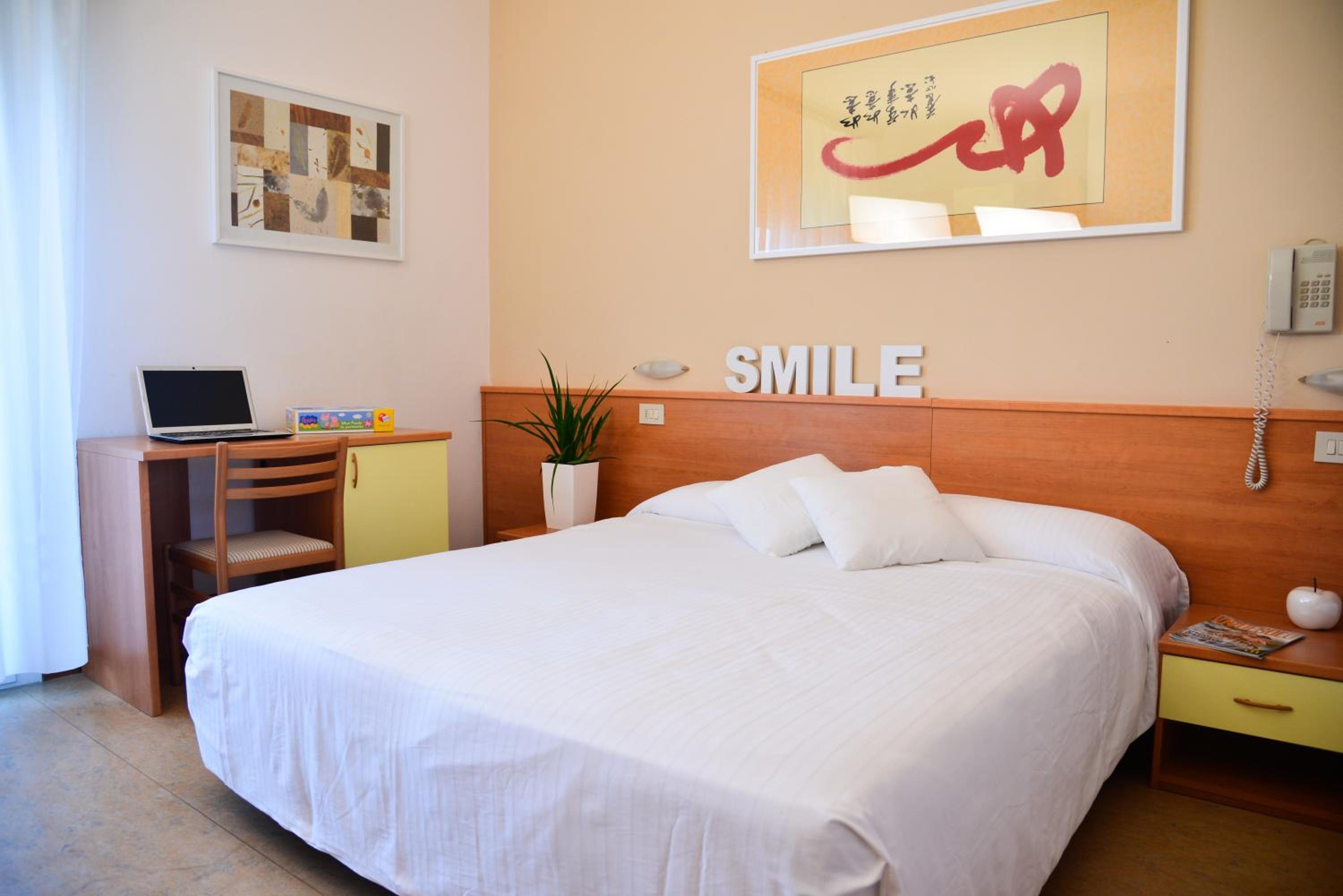 Double or Twin Room with Balcony photo 1