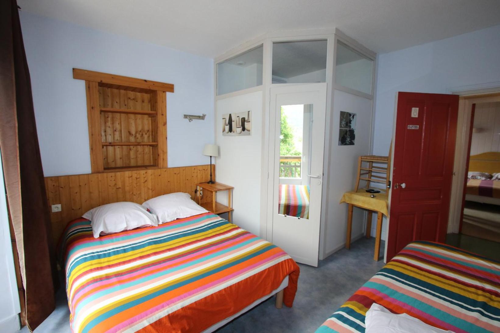 Double Room - Photo 12