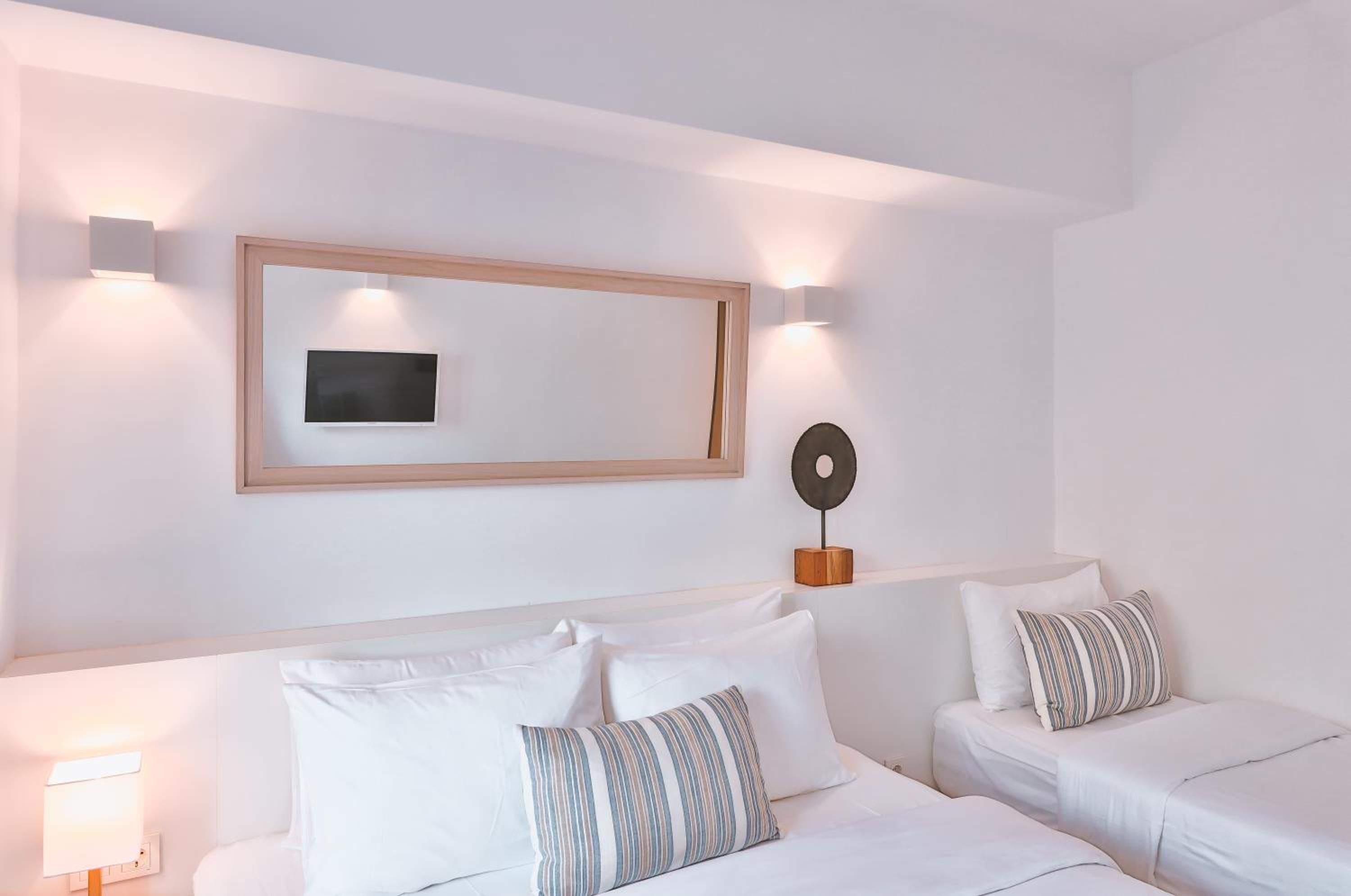 Triple Room with Balcony photo 3
