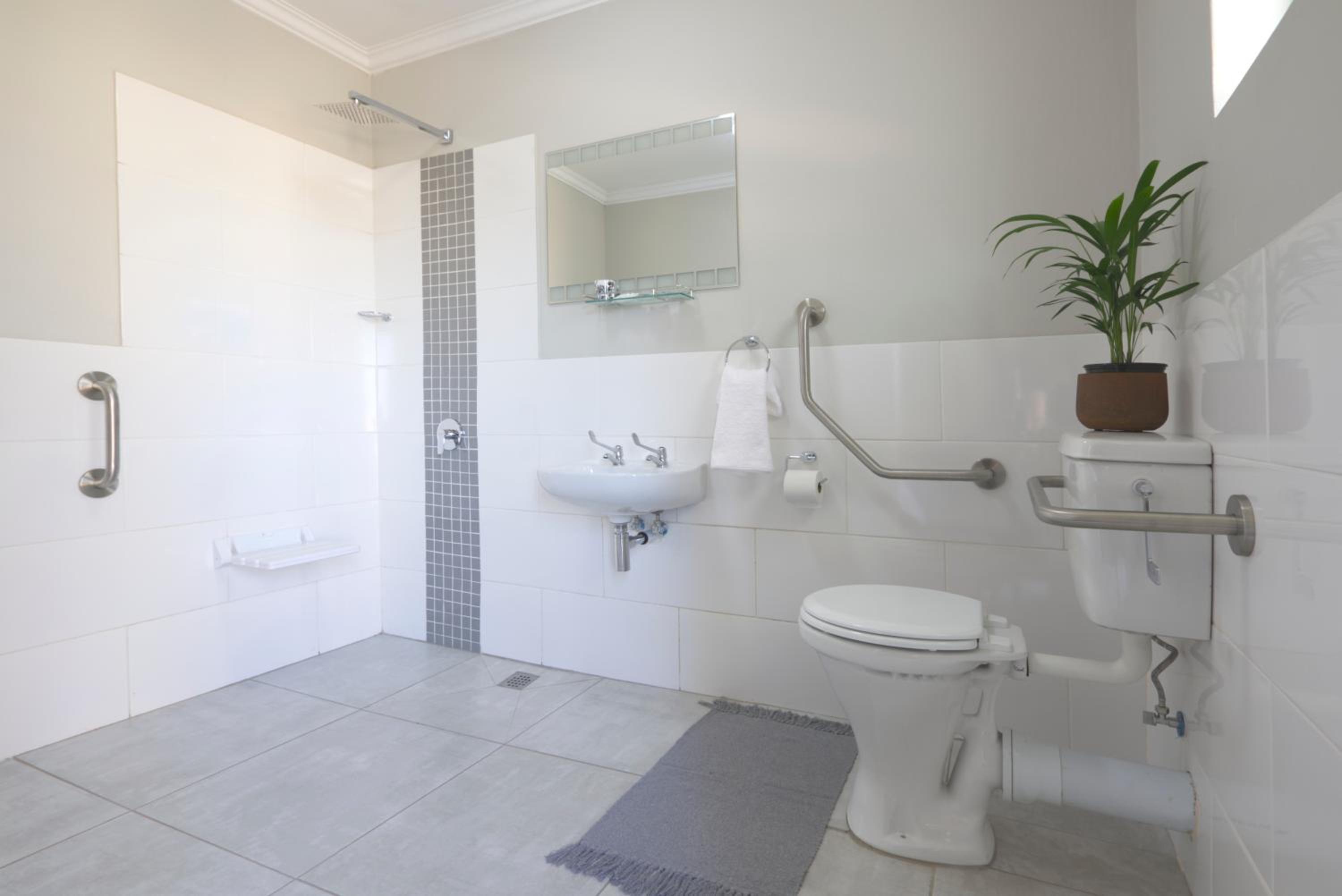 Double Room - Disability Access - Photo 13