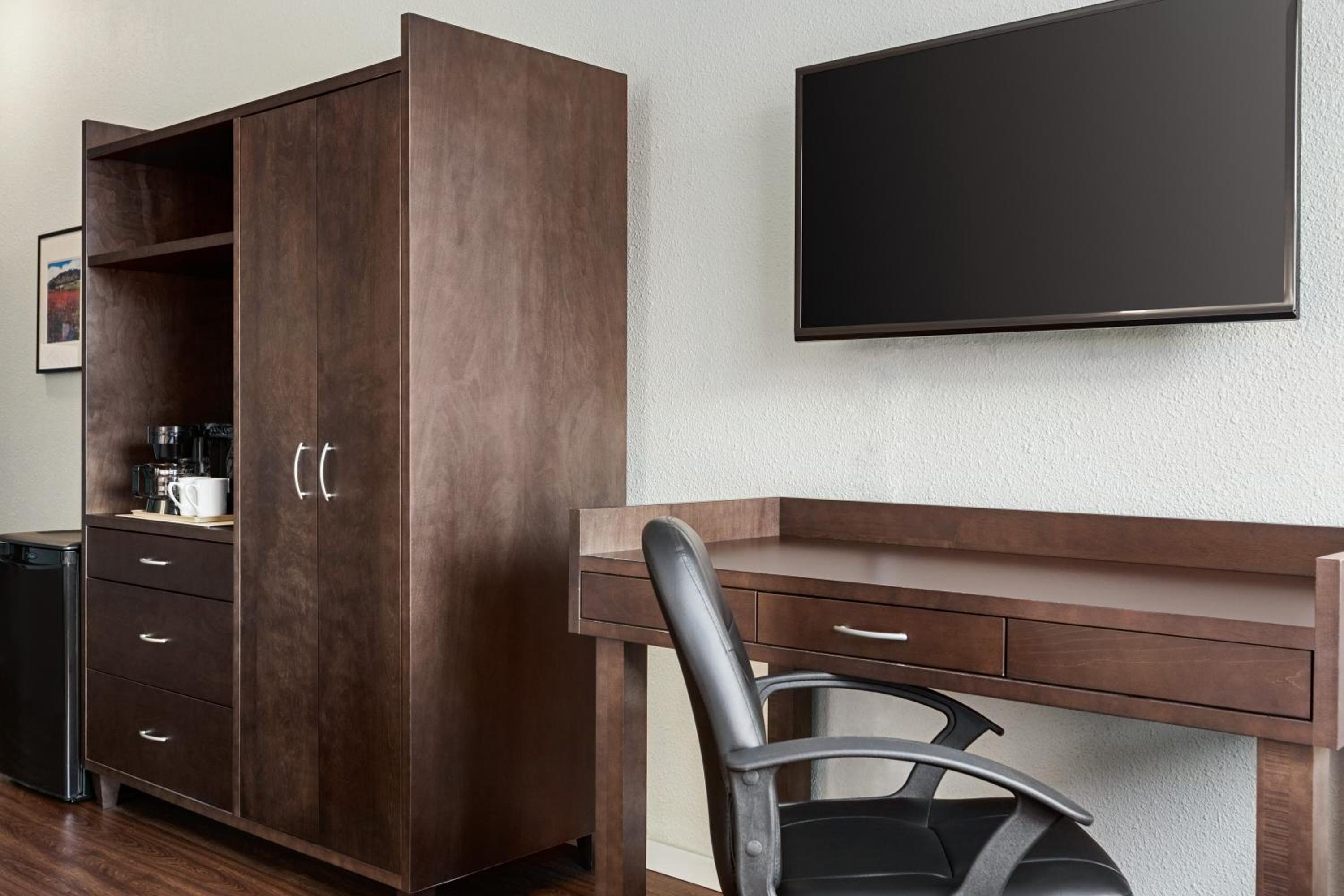 Double Room - Upper Floor - Non-Smoking - Photo 2