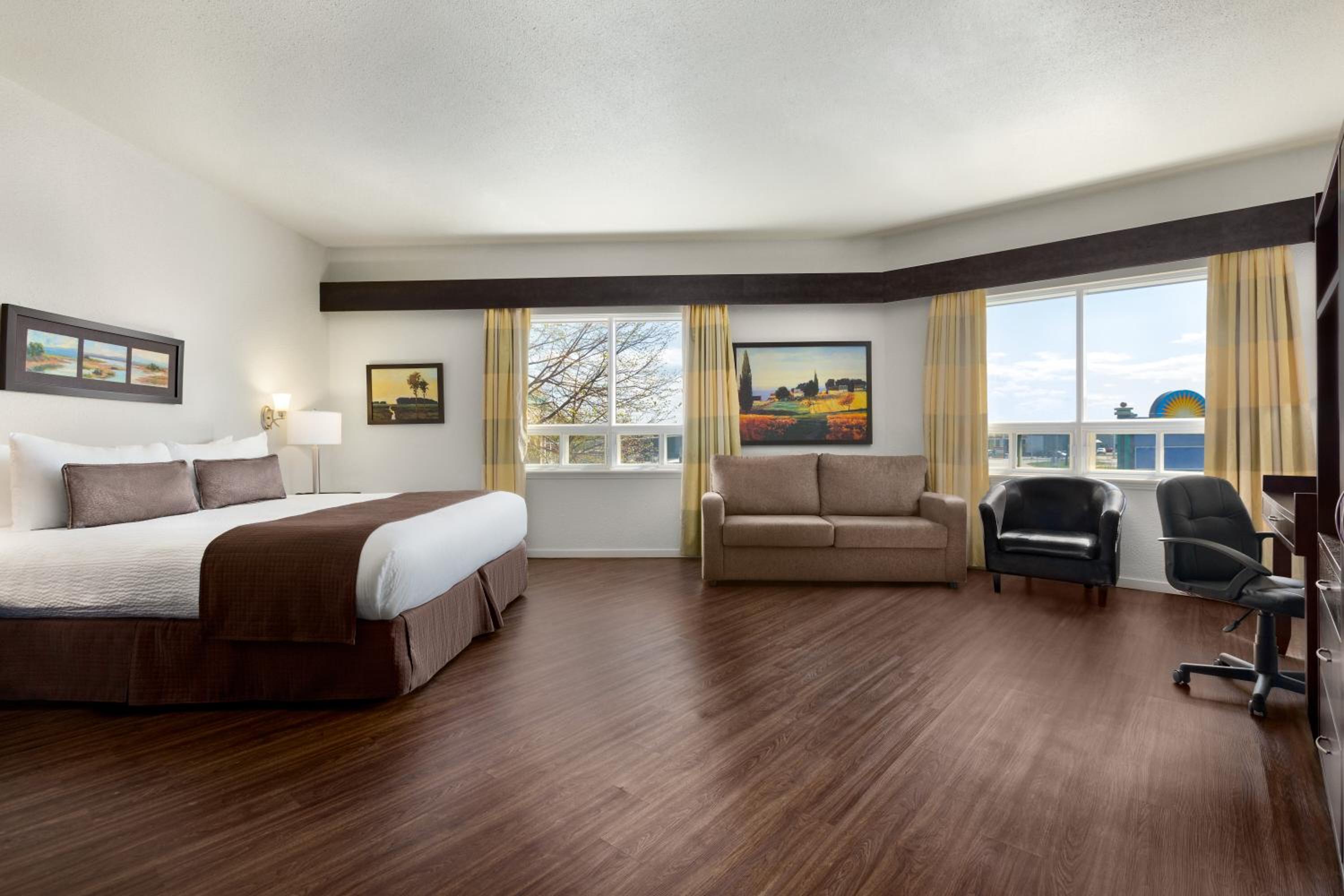 King Suite - Ground Floor - Non-Smoking - Photo 1