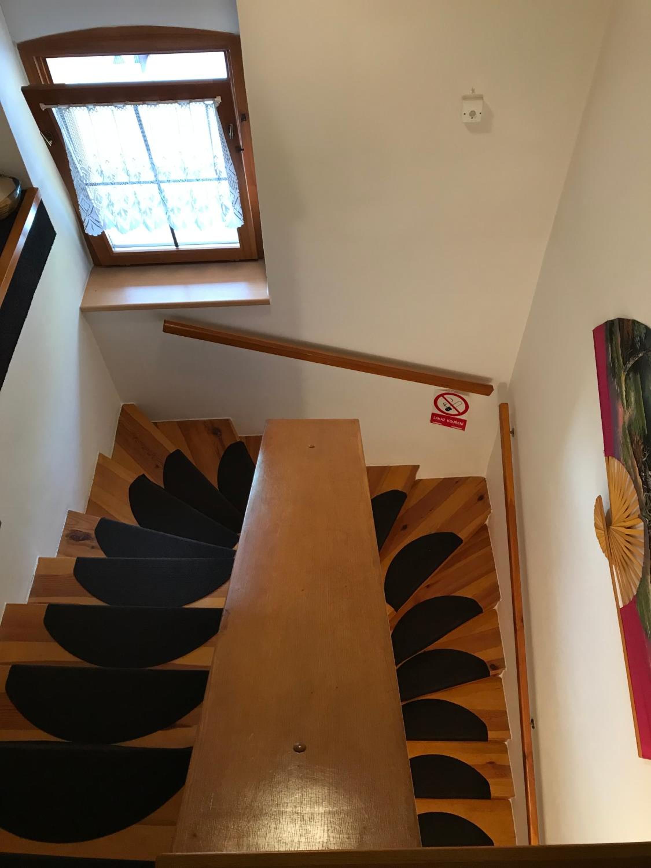Double Room with Balcony - Photo 5