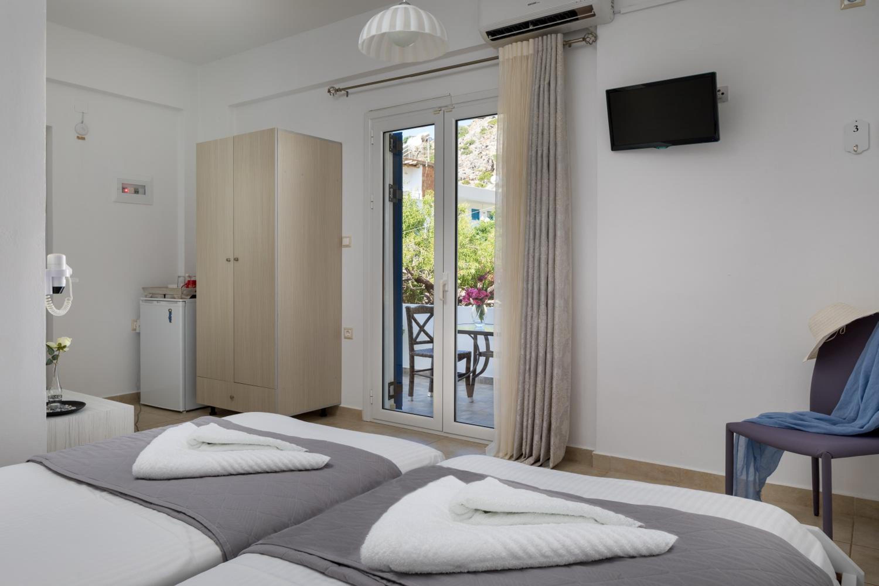Double Room with Terrace photo 2