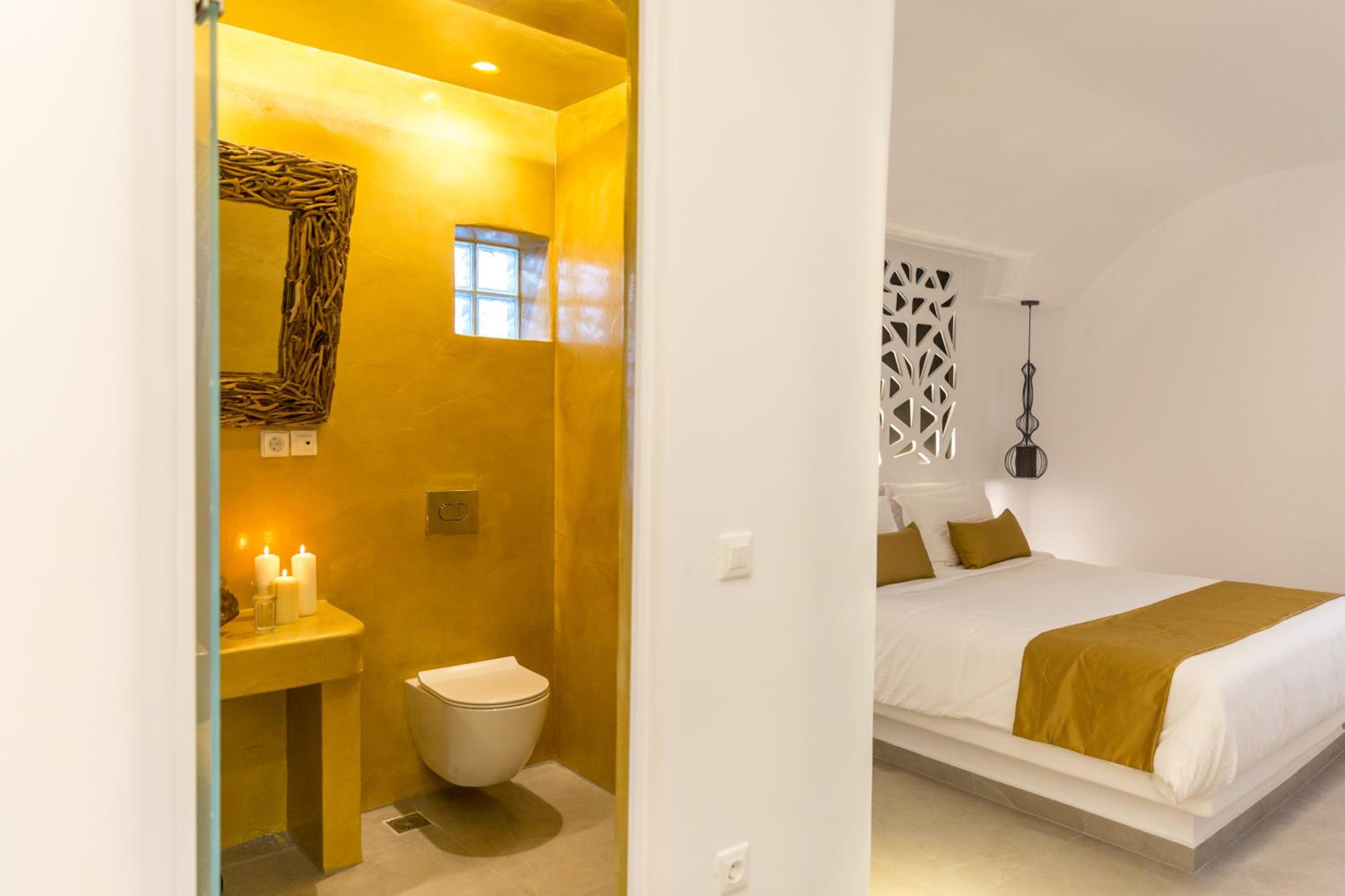 Deluxe Suite with Sea View