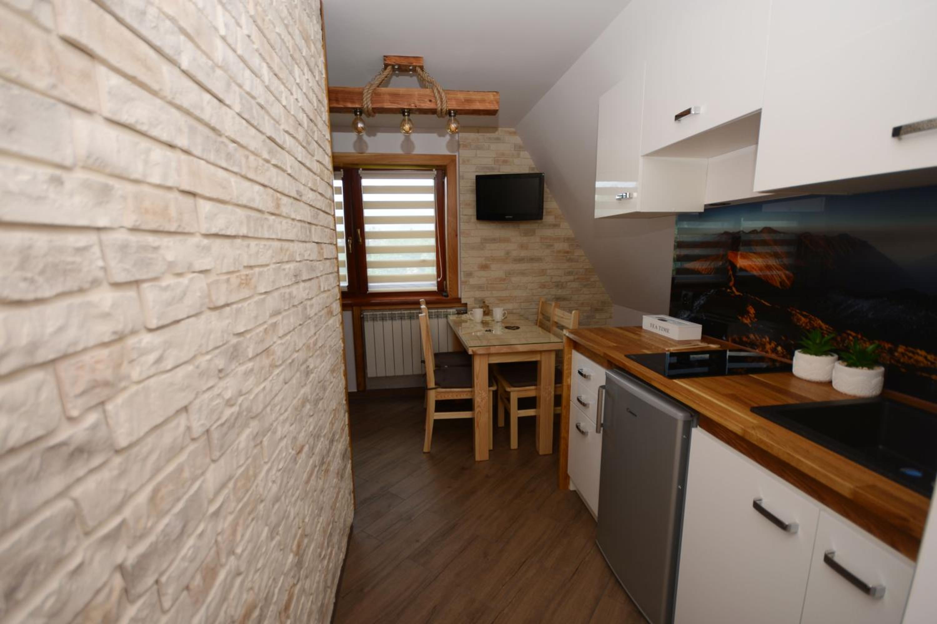 Two-Bedroom Apartment - Photo 22