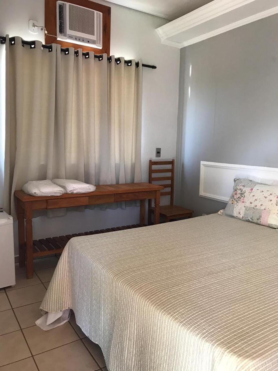 Large Double or Twin Room photo 2
