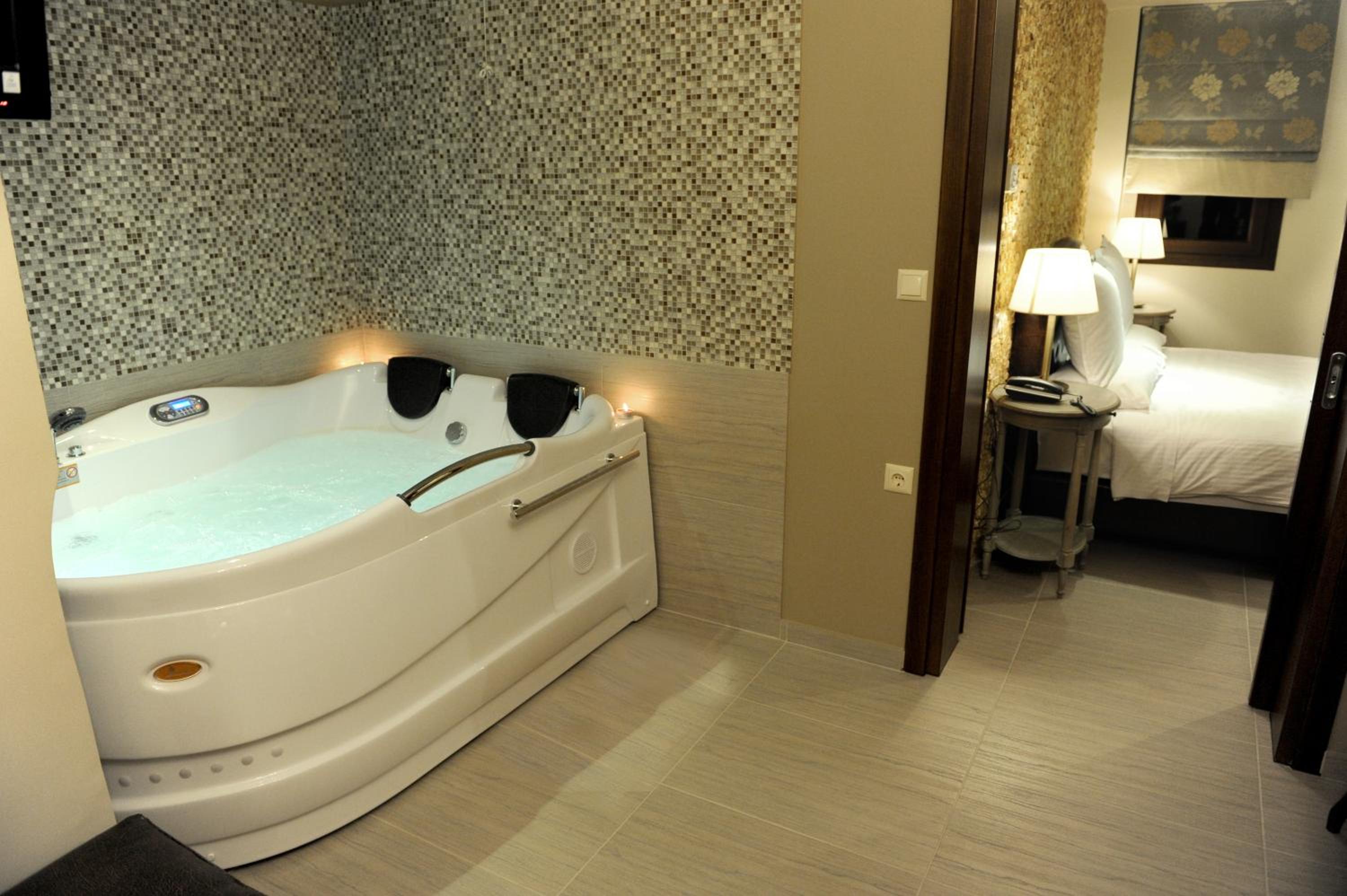 Executive Suite photo 2