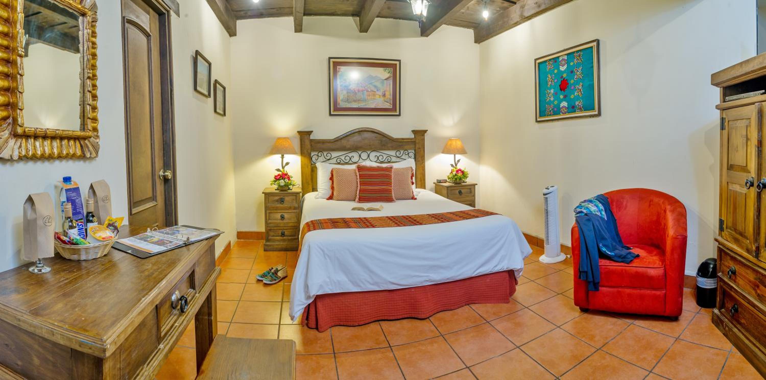 Suite with Spa Bath photo 2