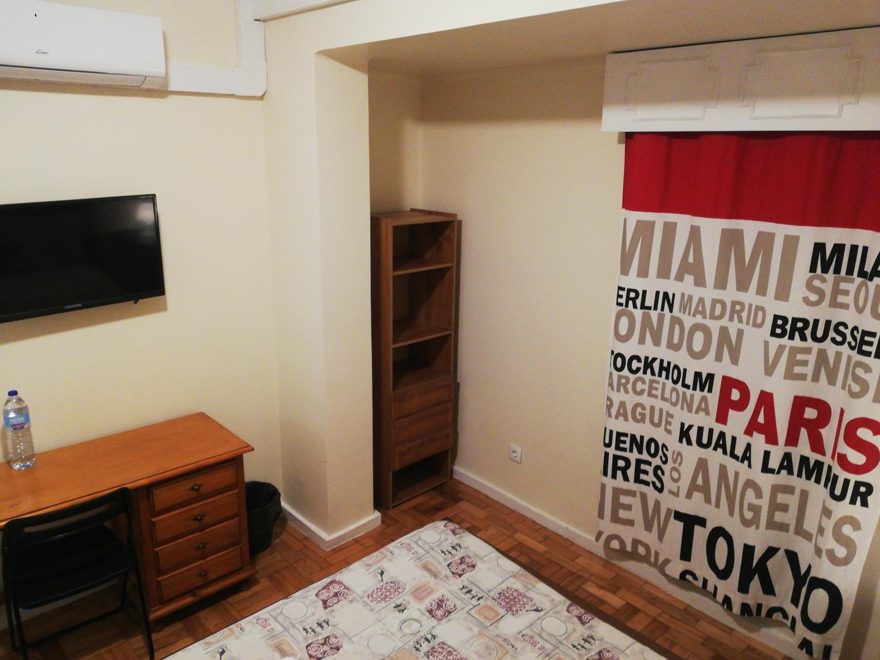 Double Room - Photo 4