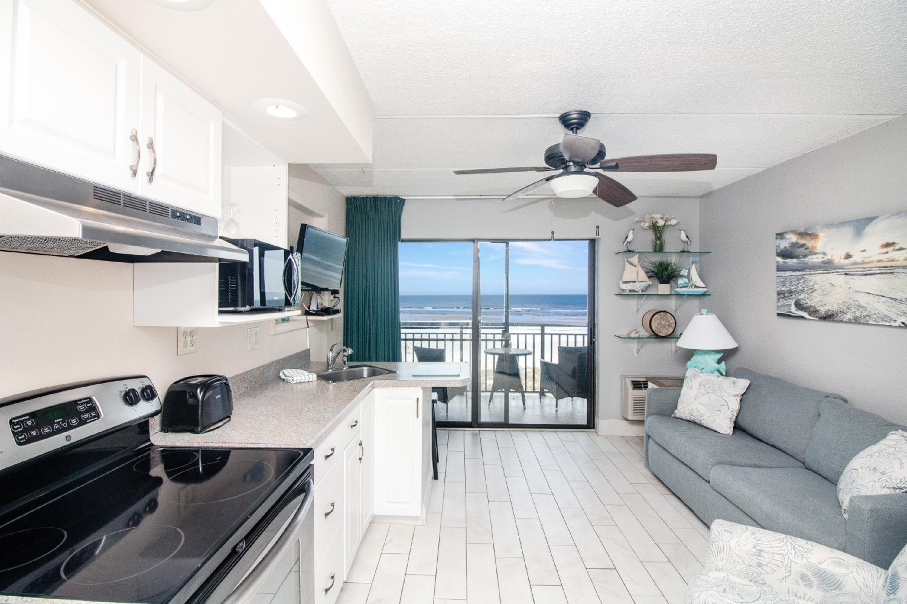 Suite with Balcony photo 2