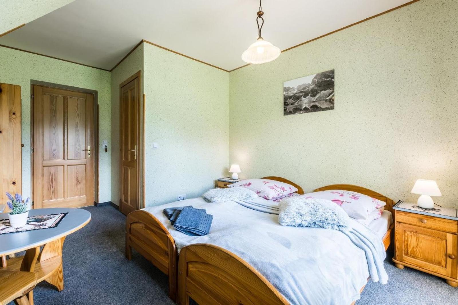 Large Double Room - Photo 21